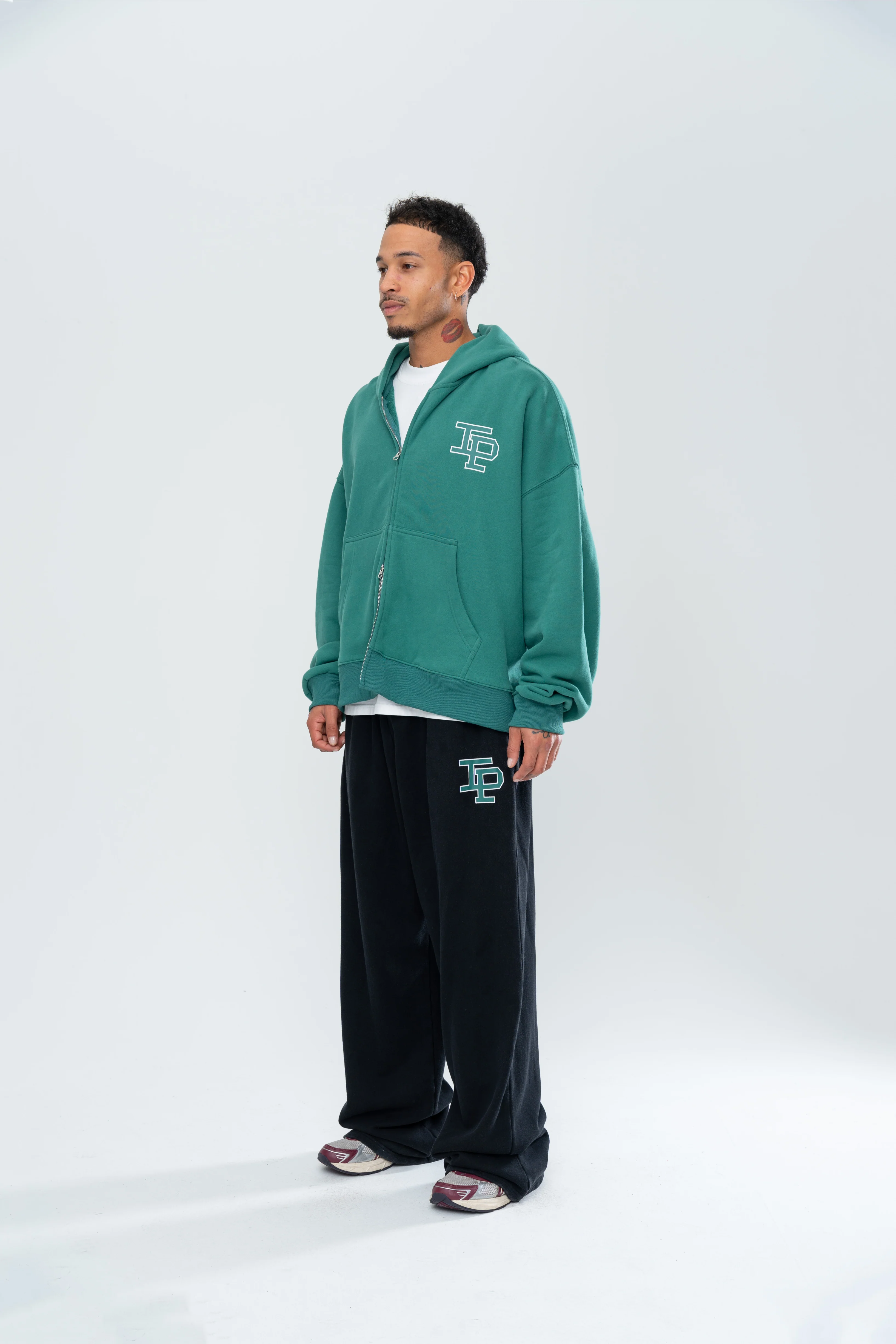 CLASSIC DOUBLE ZIP HOODIE - FOREST GREEN - Image 4