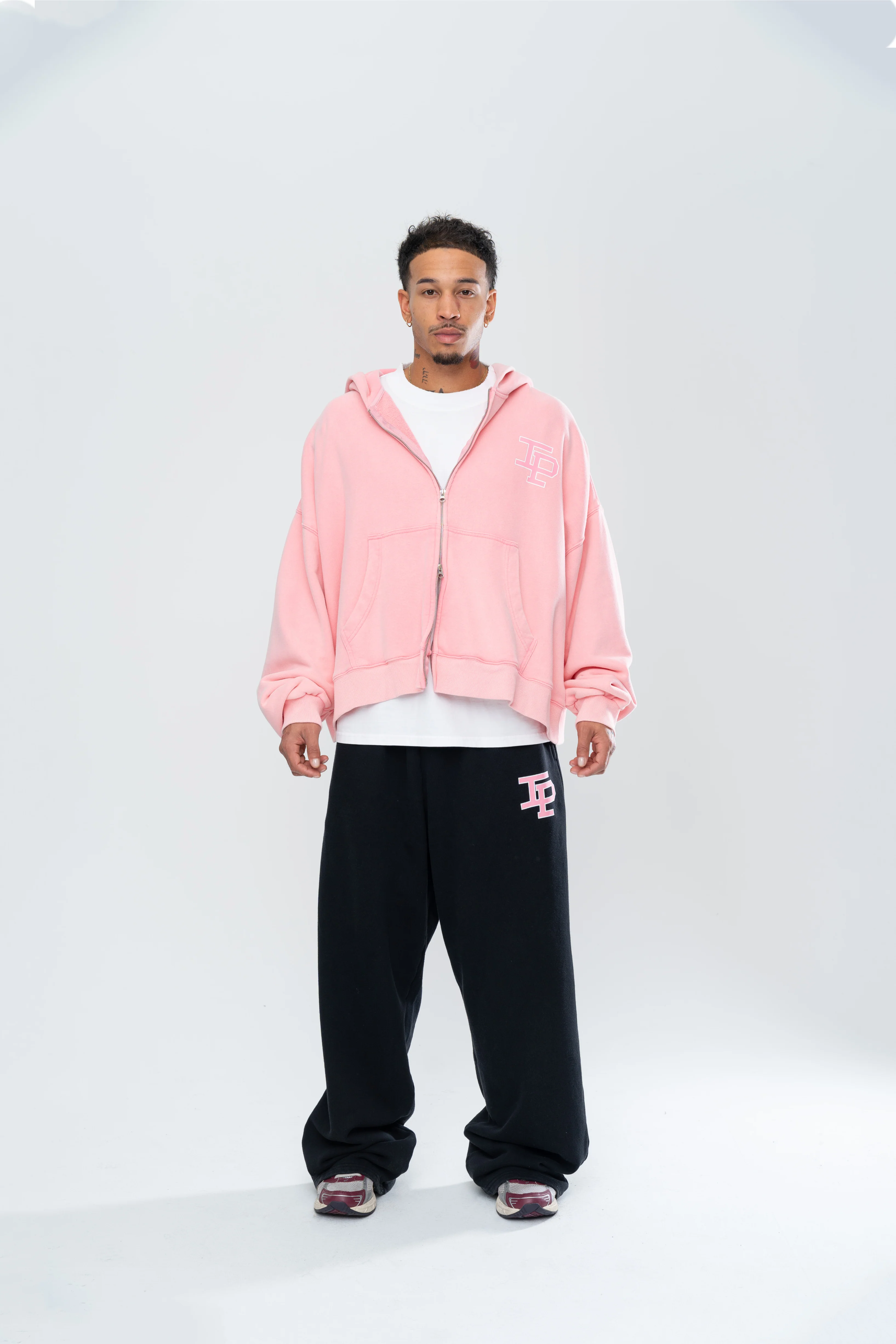 CLASSIC BAGGY SWEATS - BLACK/PINK - Image 2