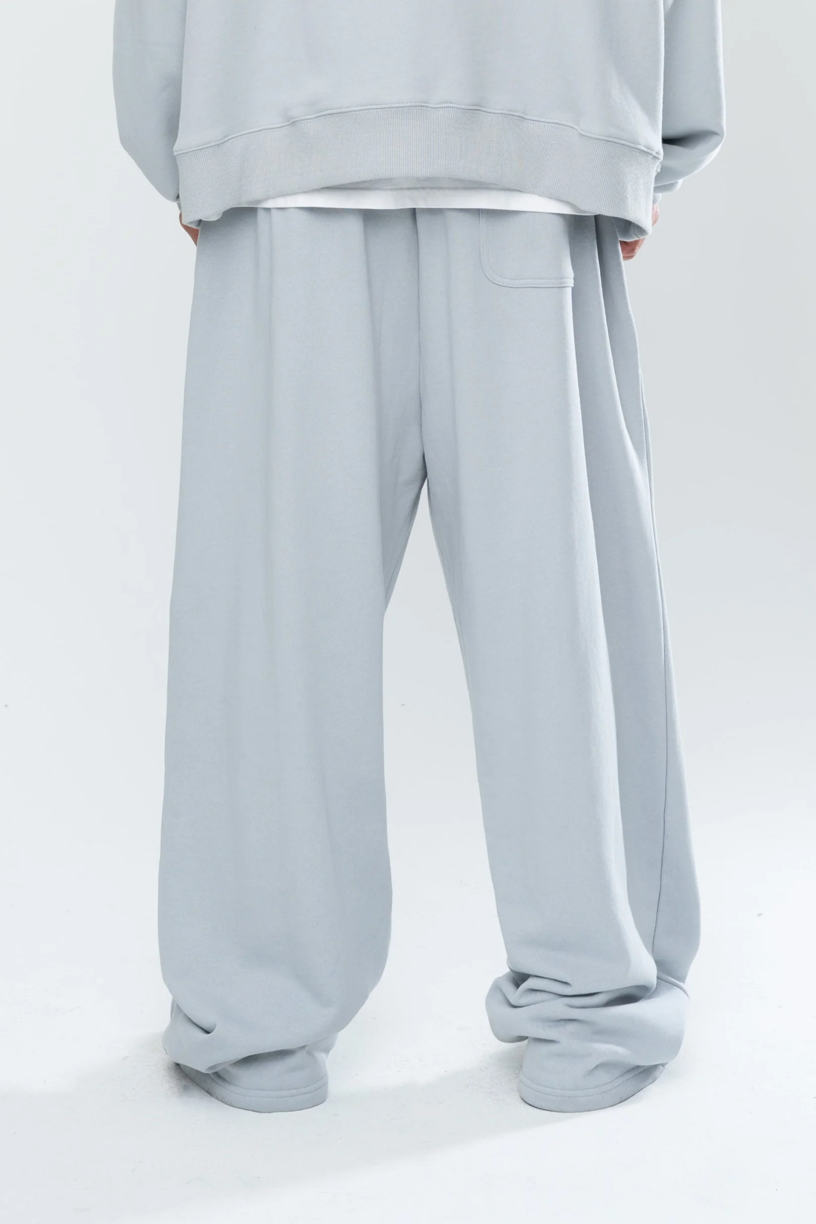 CLASSIC BAGGY SWEATS - GREY - Image 7