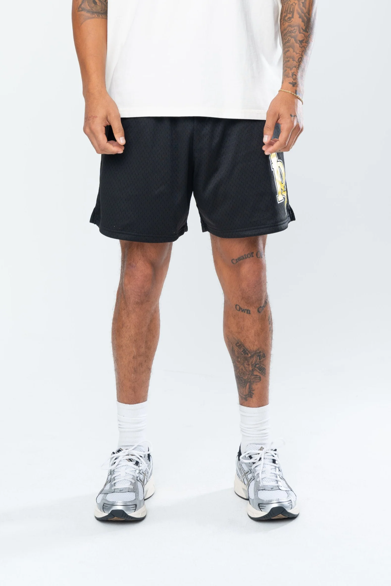 CLASSIC IP STAR MESH SHORTS - Image 2