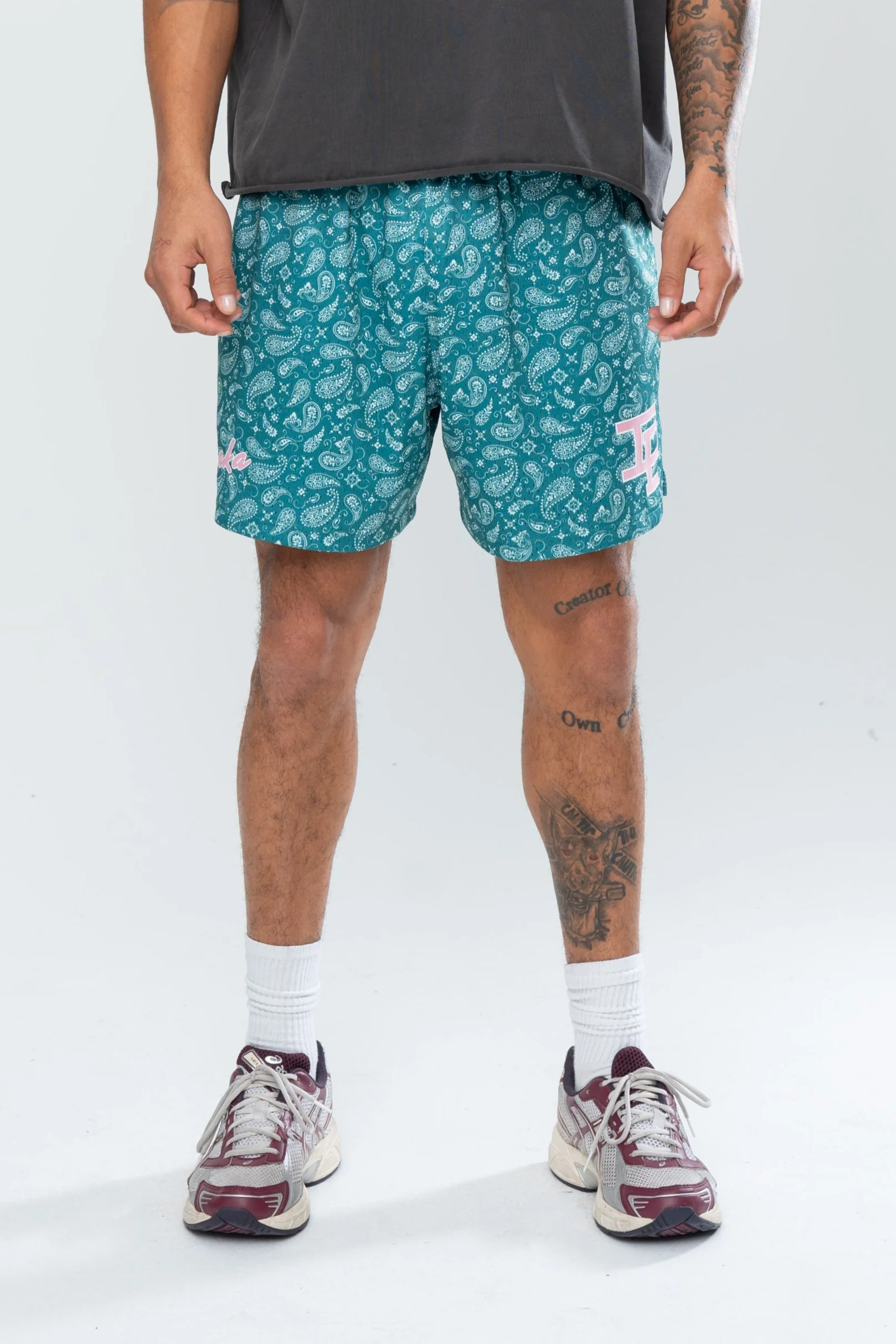 CLASSIC PAISLEY MESH SHORTS - GREEN - Image 4