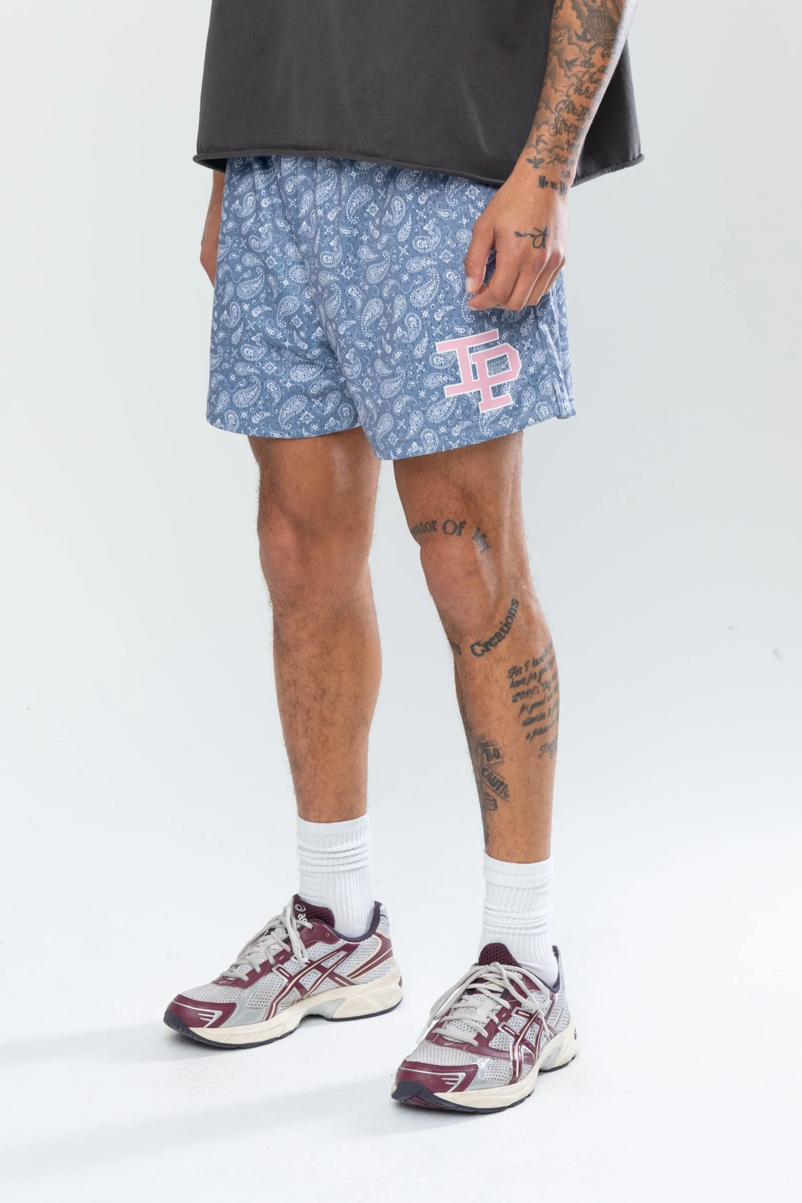 CLASSIC PAISLEY MESH SHORTS - GREY - Image 6