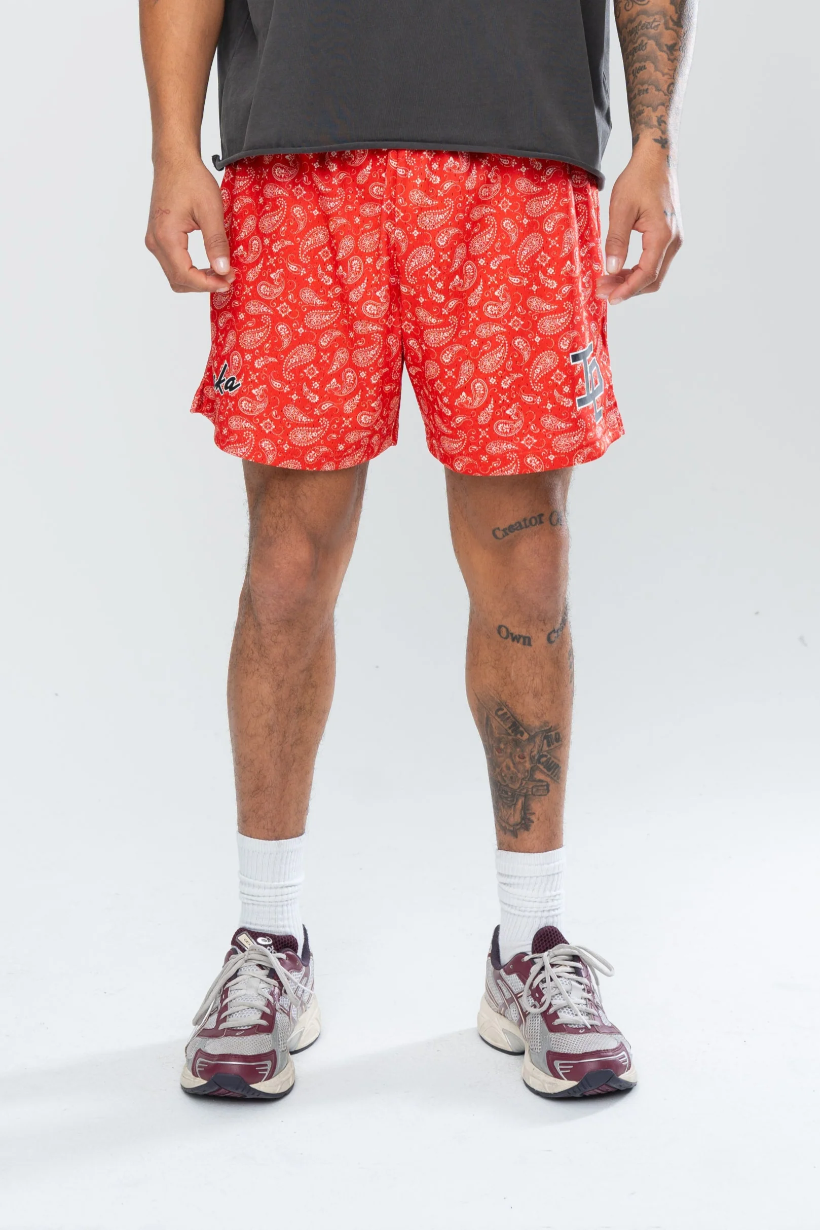 CLASSIC PAISLEY MESH SHORTS - RED - Image 4