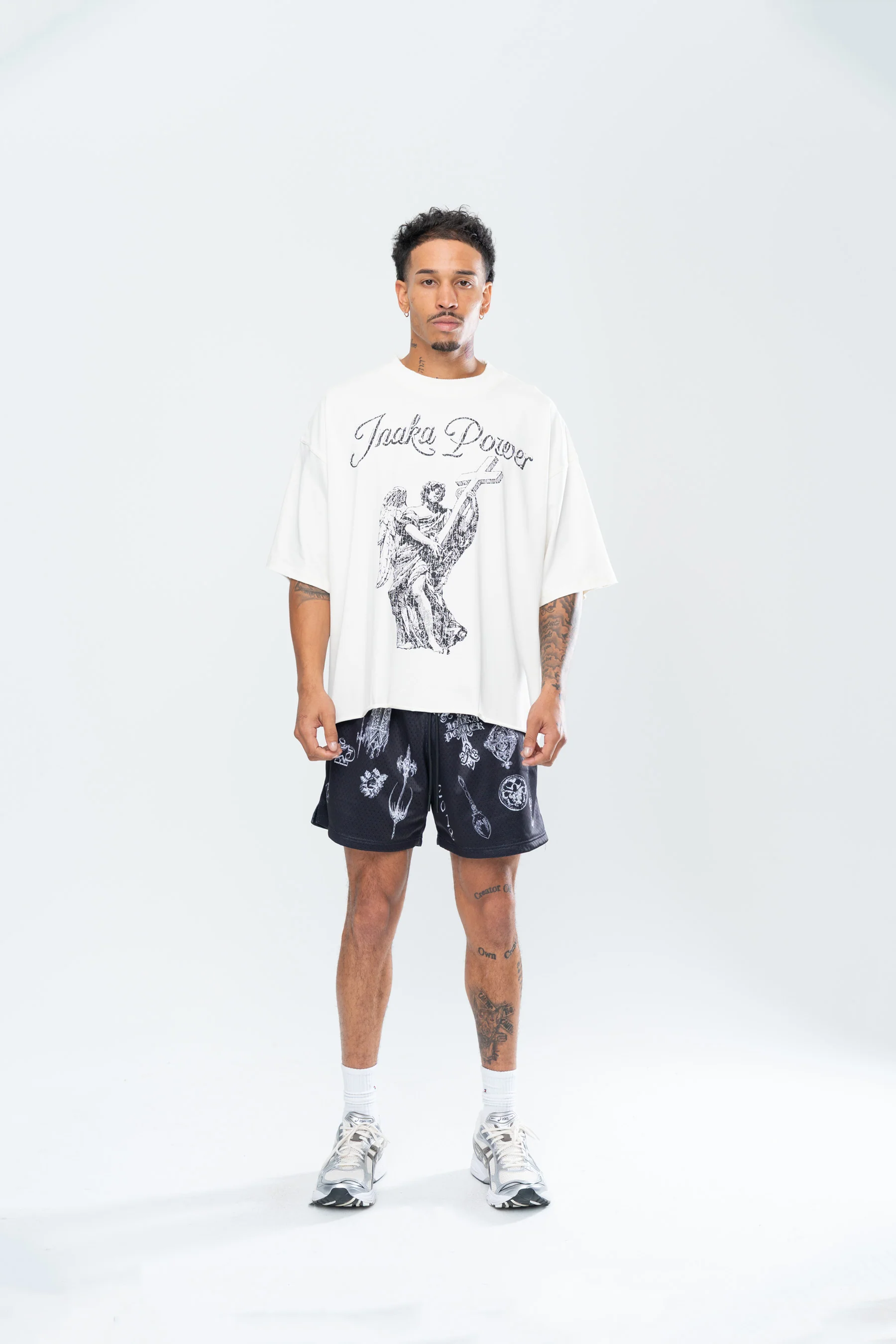 CRUCIFIX MESH SHORTS - BLACK - Image 3