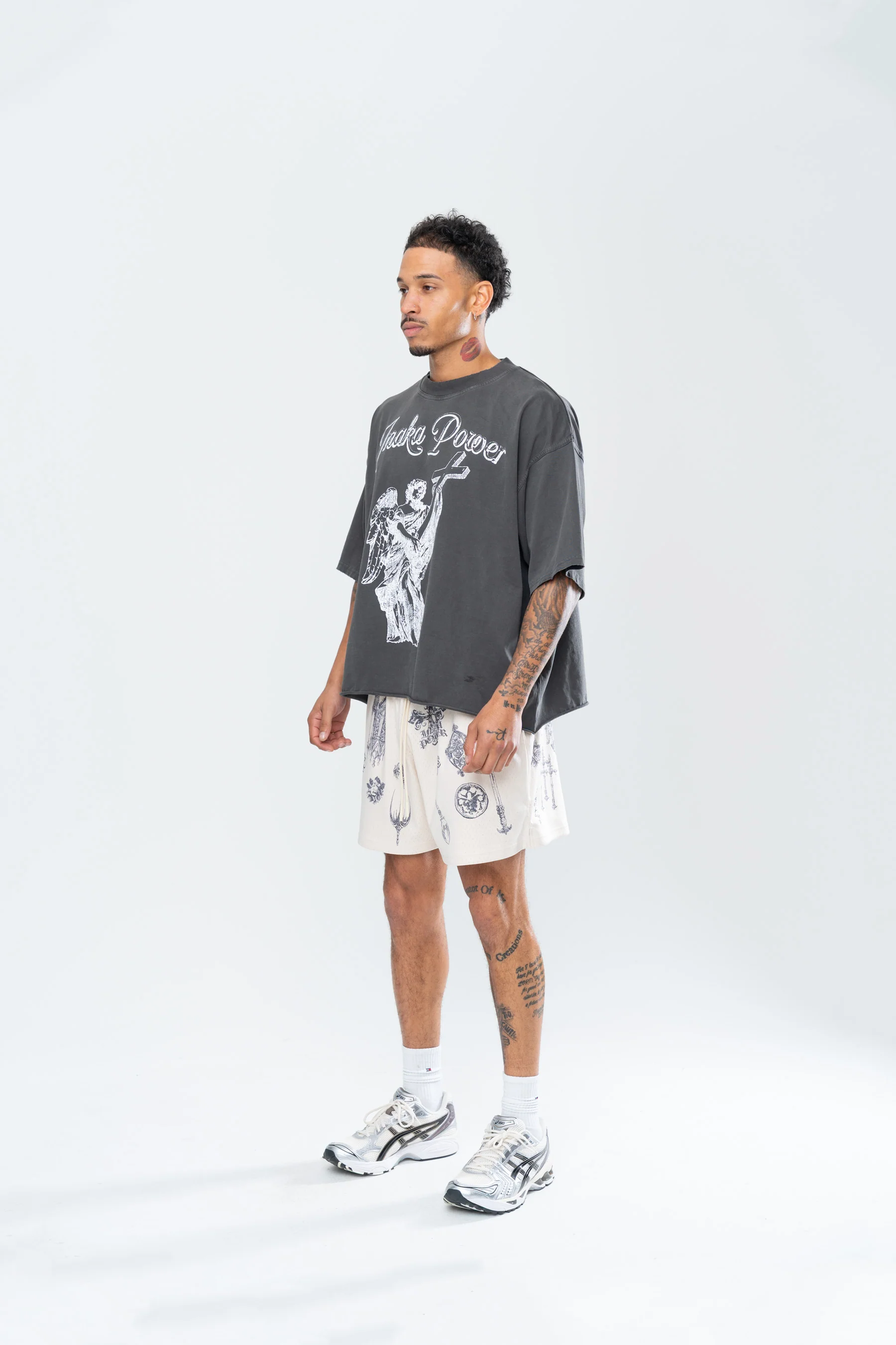 CRUCIFIX MESH SHORTS - CREAM - Image 4