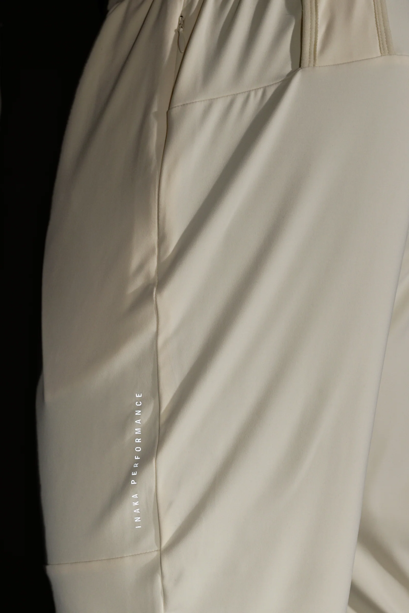 FREEFORM JOGGERS - OFF WHITE - Image 4