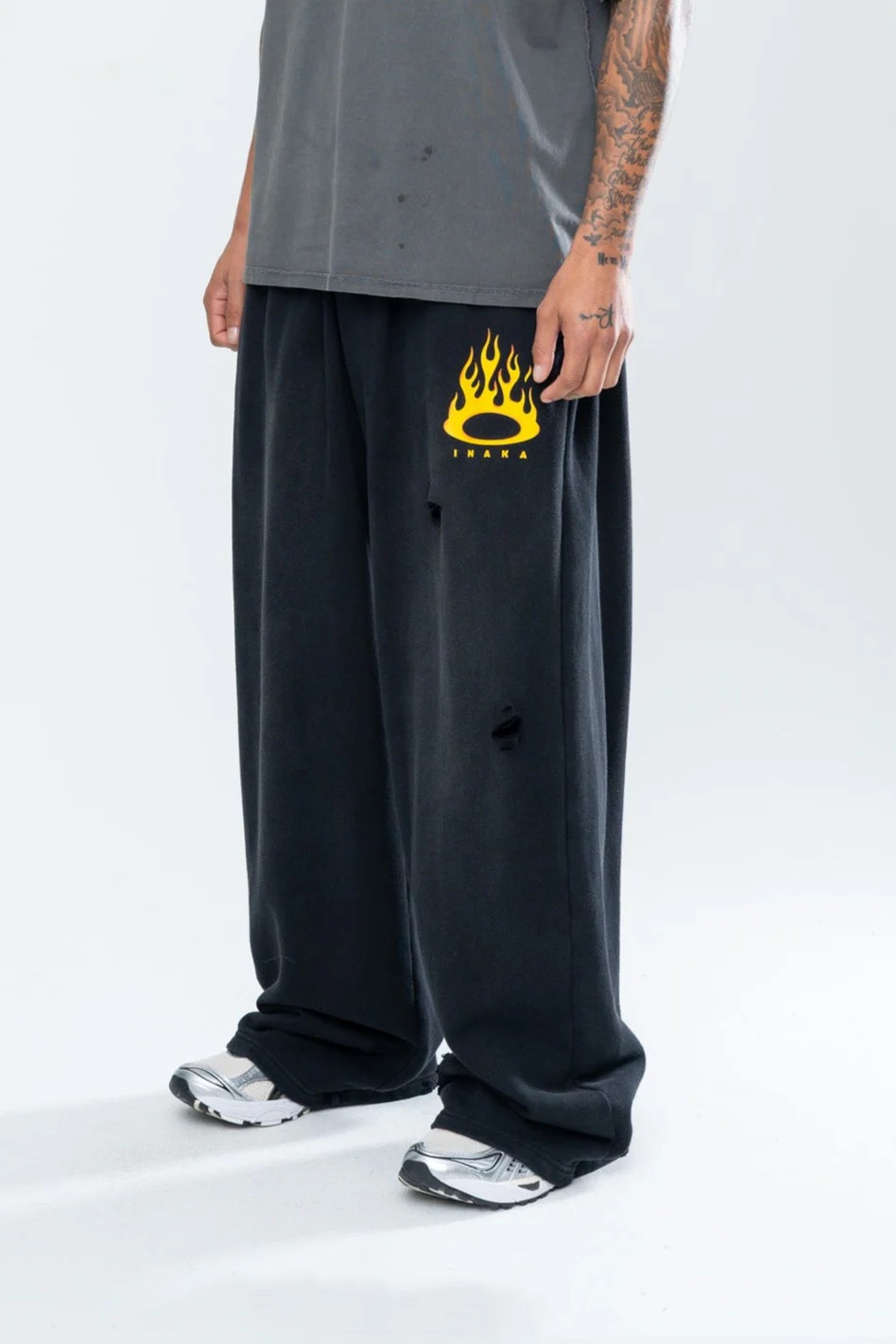 FURY DISTRESSED BAGGY SWEATPANTS - Image 4