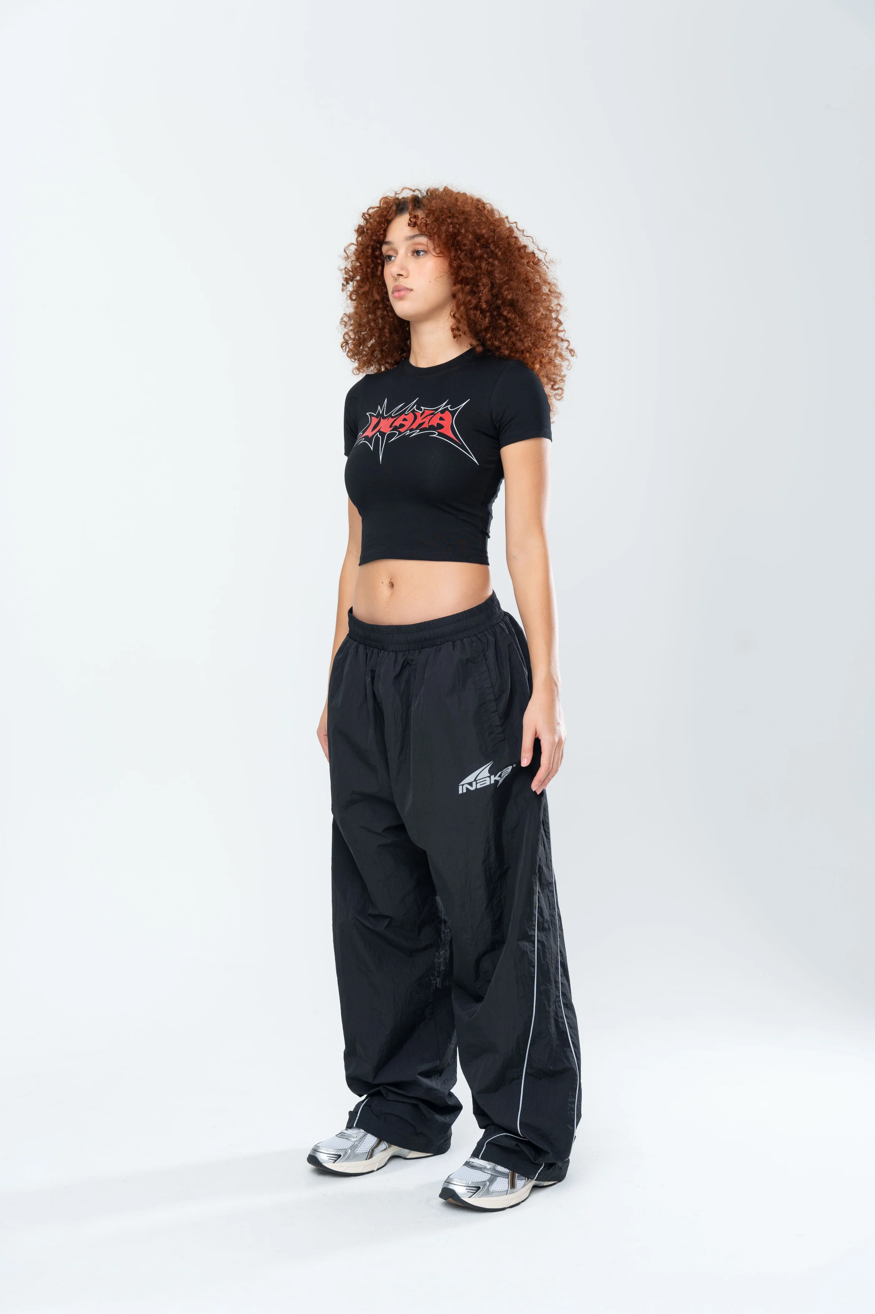 GUERRILLA BABY TEE - BLACK - Image 3