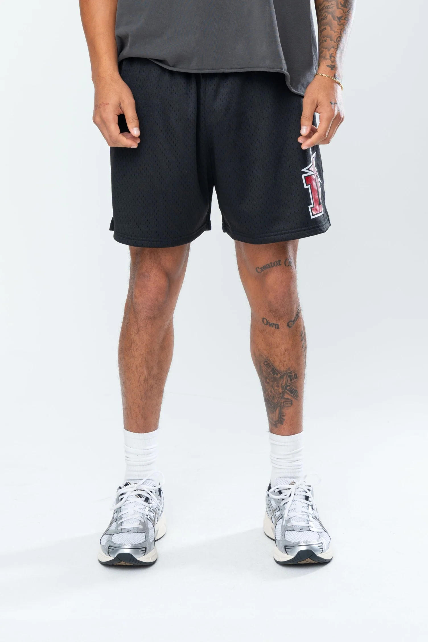 GUERRILLA STAR MESH SHORTS - Image 2