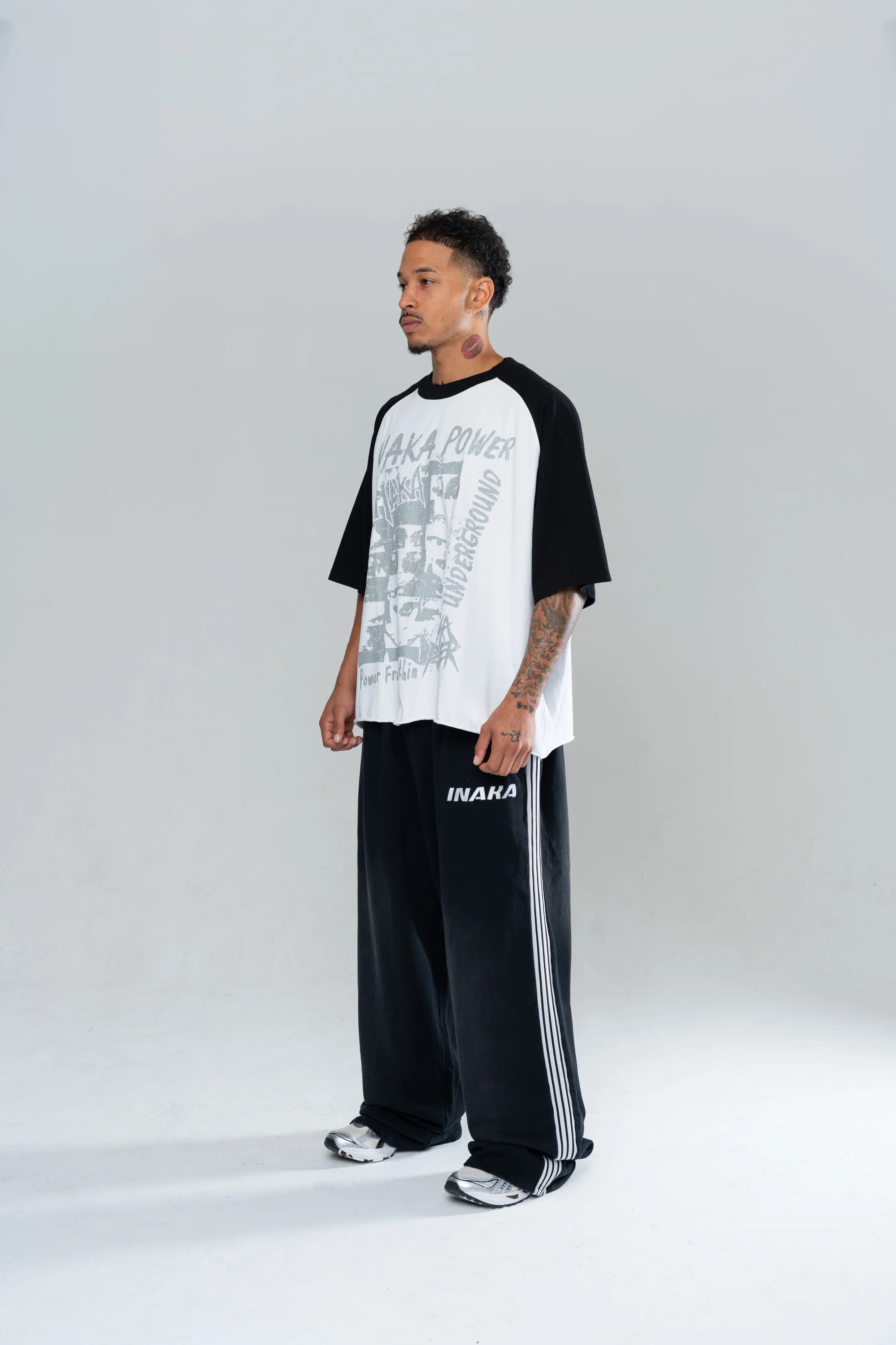 ICONIC BAGGY SWEATPANTS - BLACK - Image 3