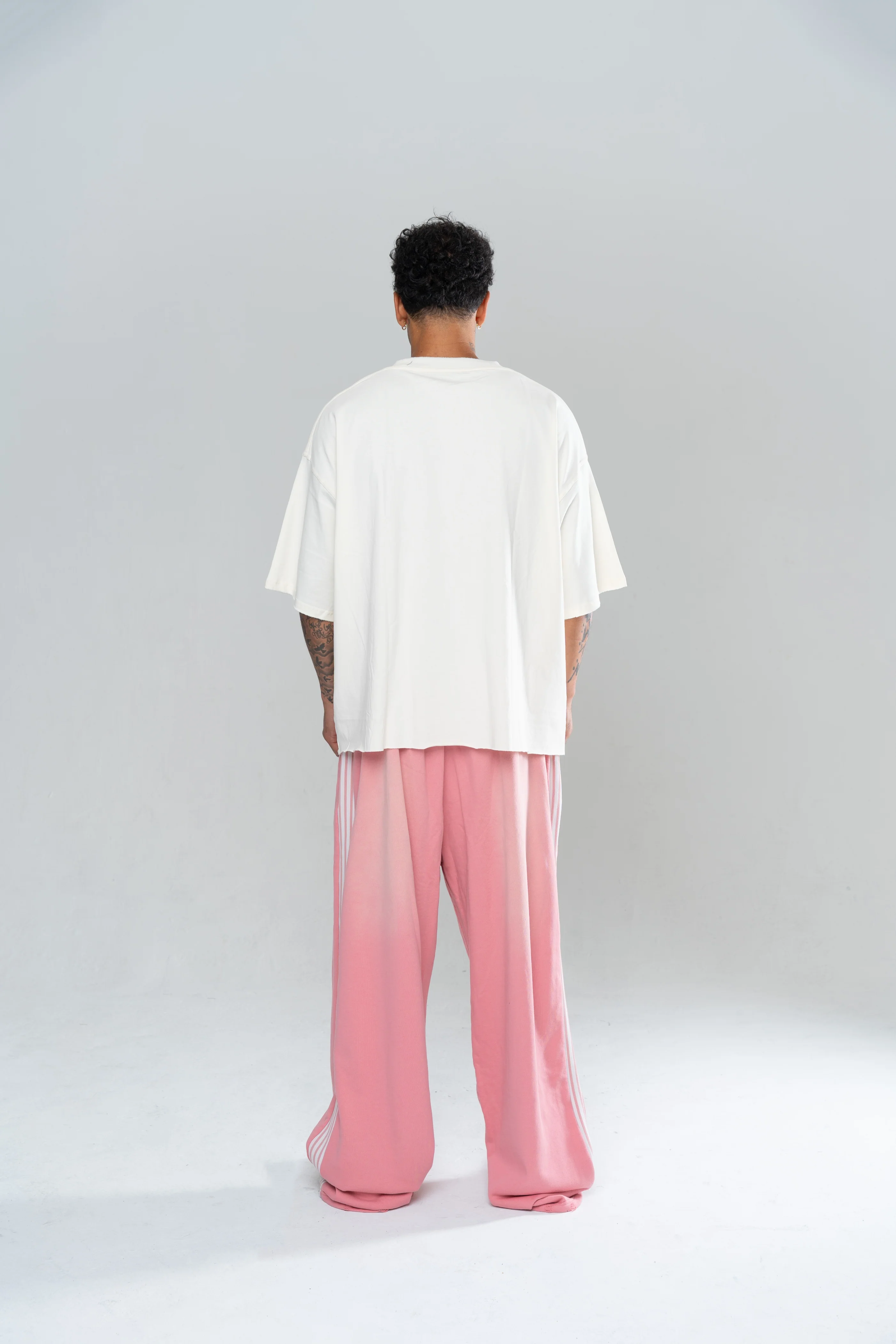 ICONIC BAGGY SWEATPANTS - PINK - Image 4