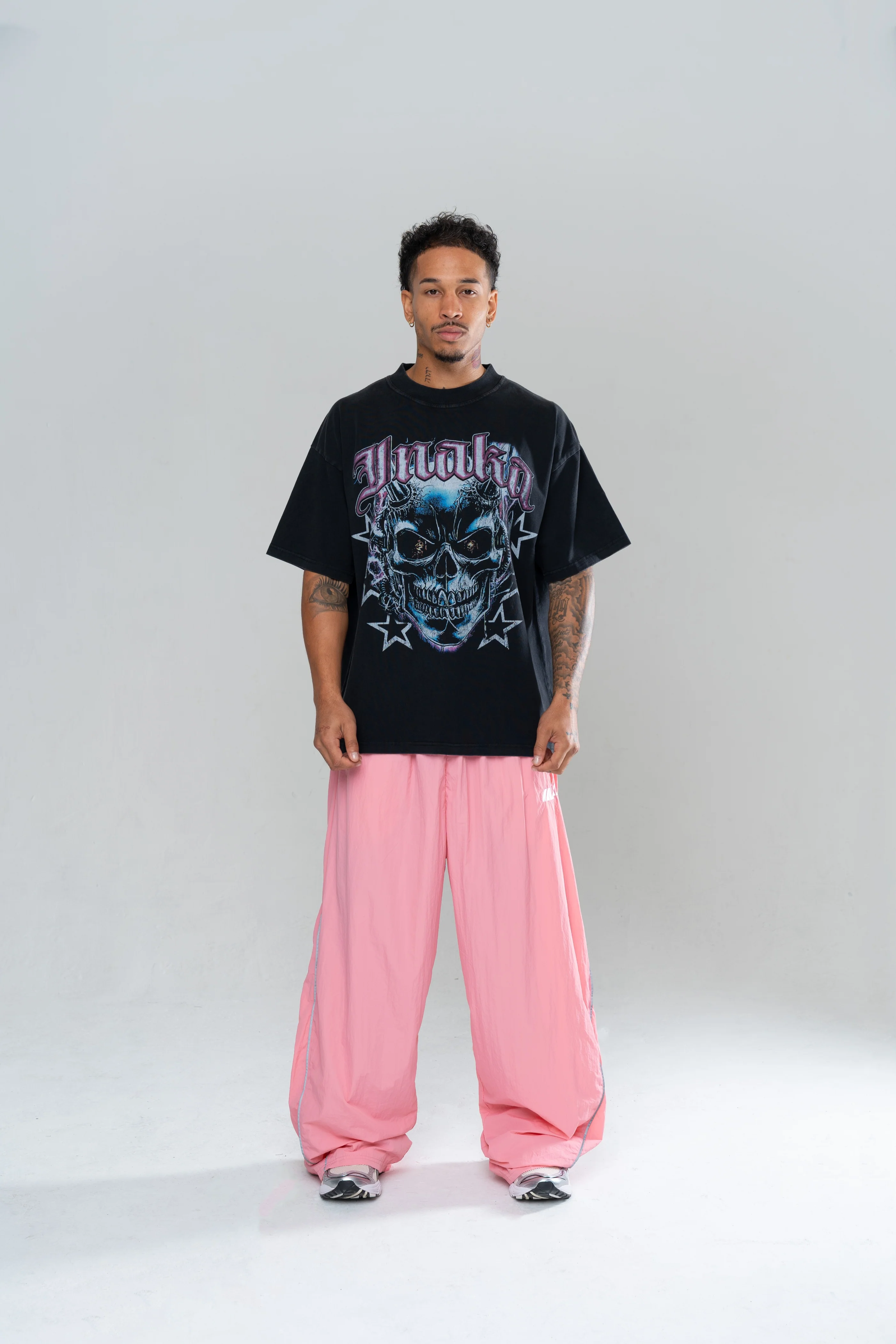ICONIC BAGGY TRACKPANTS - PINK - Image 2