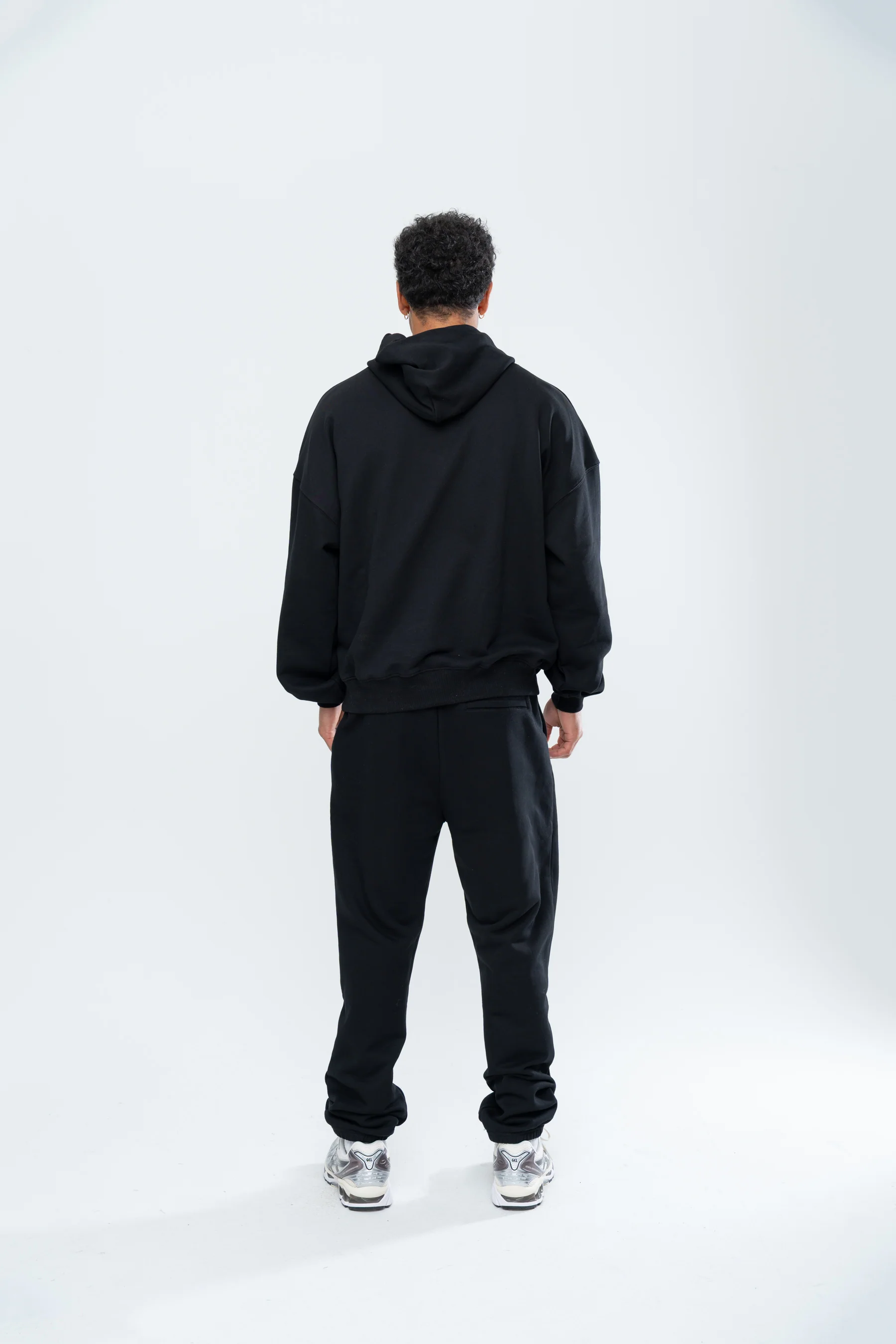 ATHLETICS CUFFED SWEATS - BLACK - Image 5