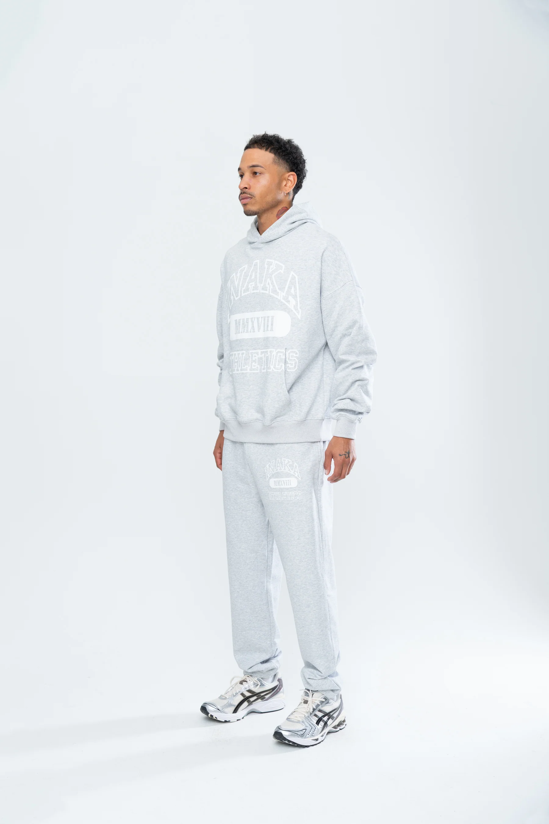 ATHLETICS CUFFED SWEATS - GREY - Image 4