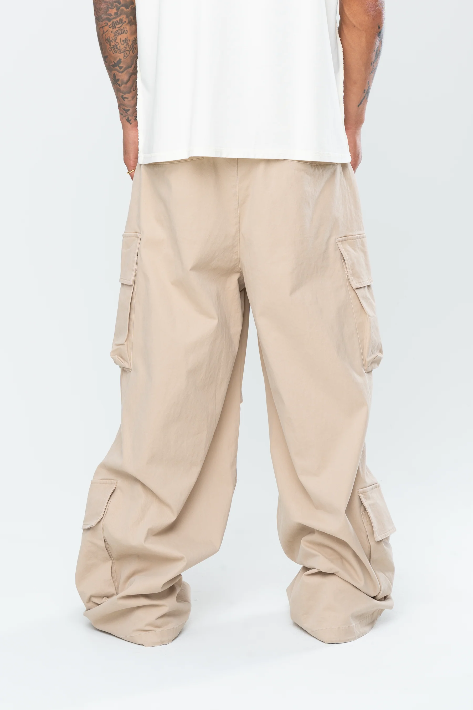 INAKA BAGGY CARGO PANTS - SAND - Image 8
