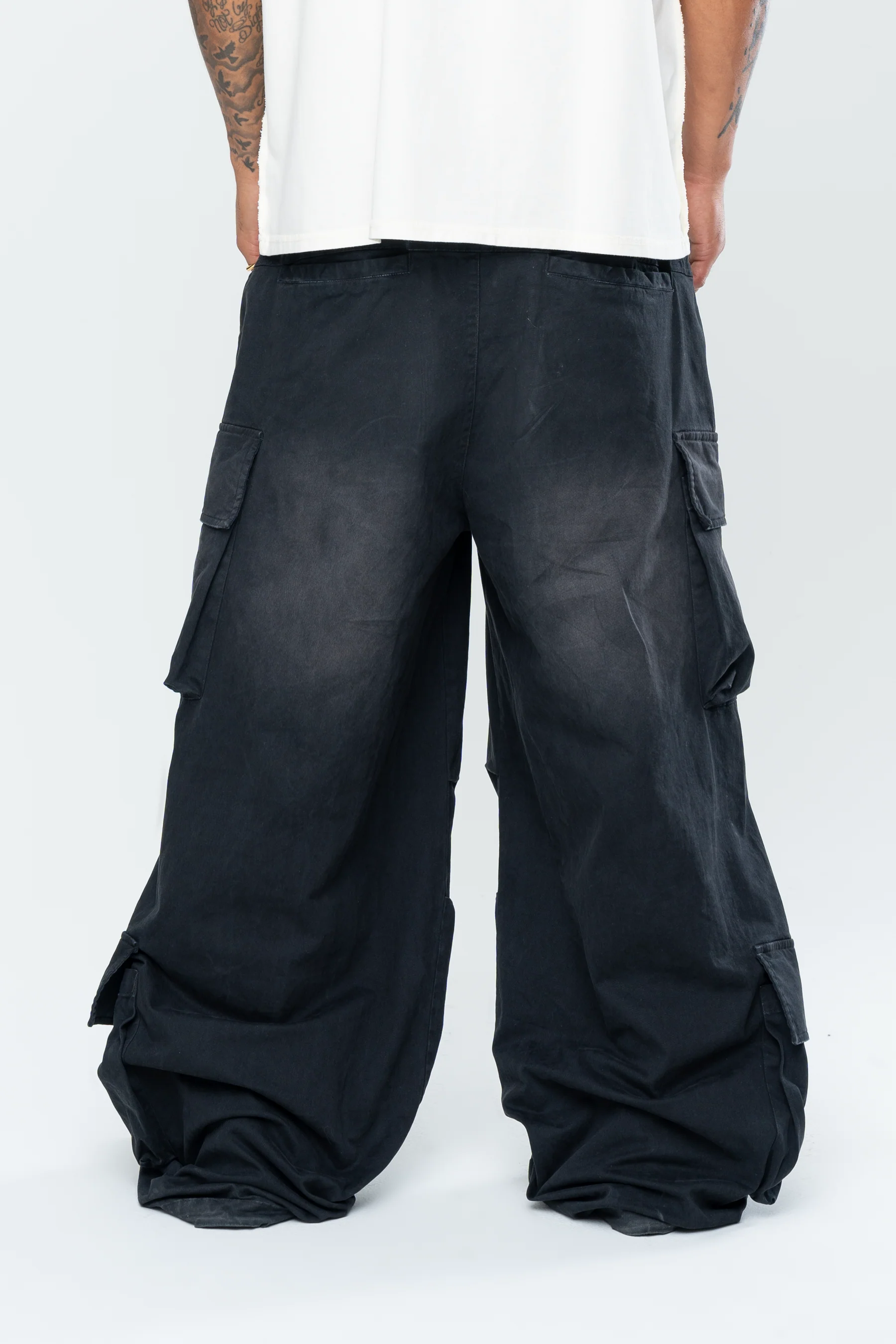 INAKA BAGGY CARGO PANTS - VINTAGE BLACK - Image 8