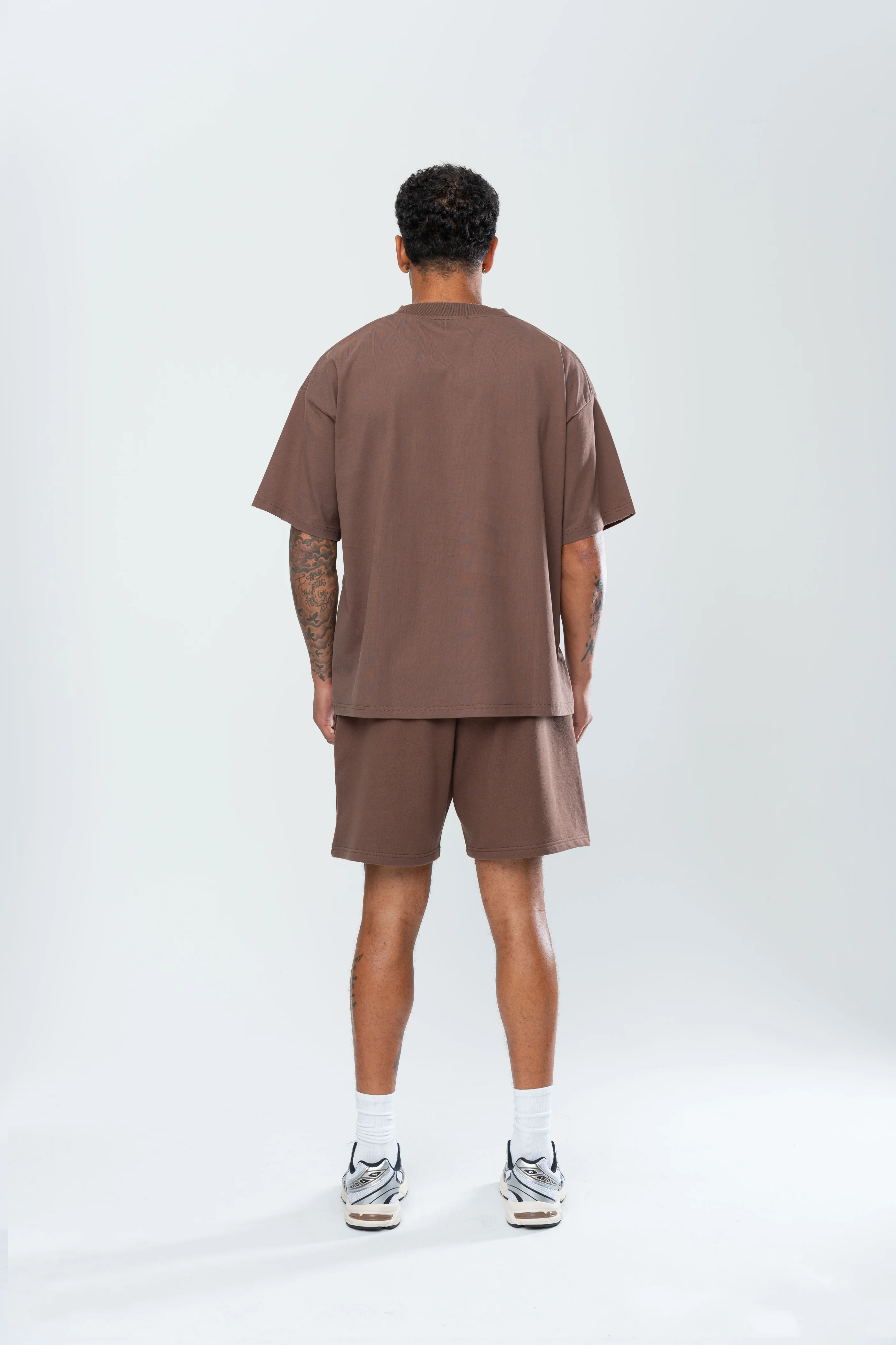 BASICS DISTRESSED TEE - ESPRESSO - Image 4