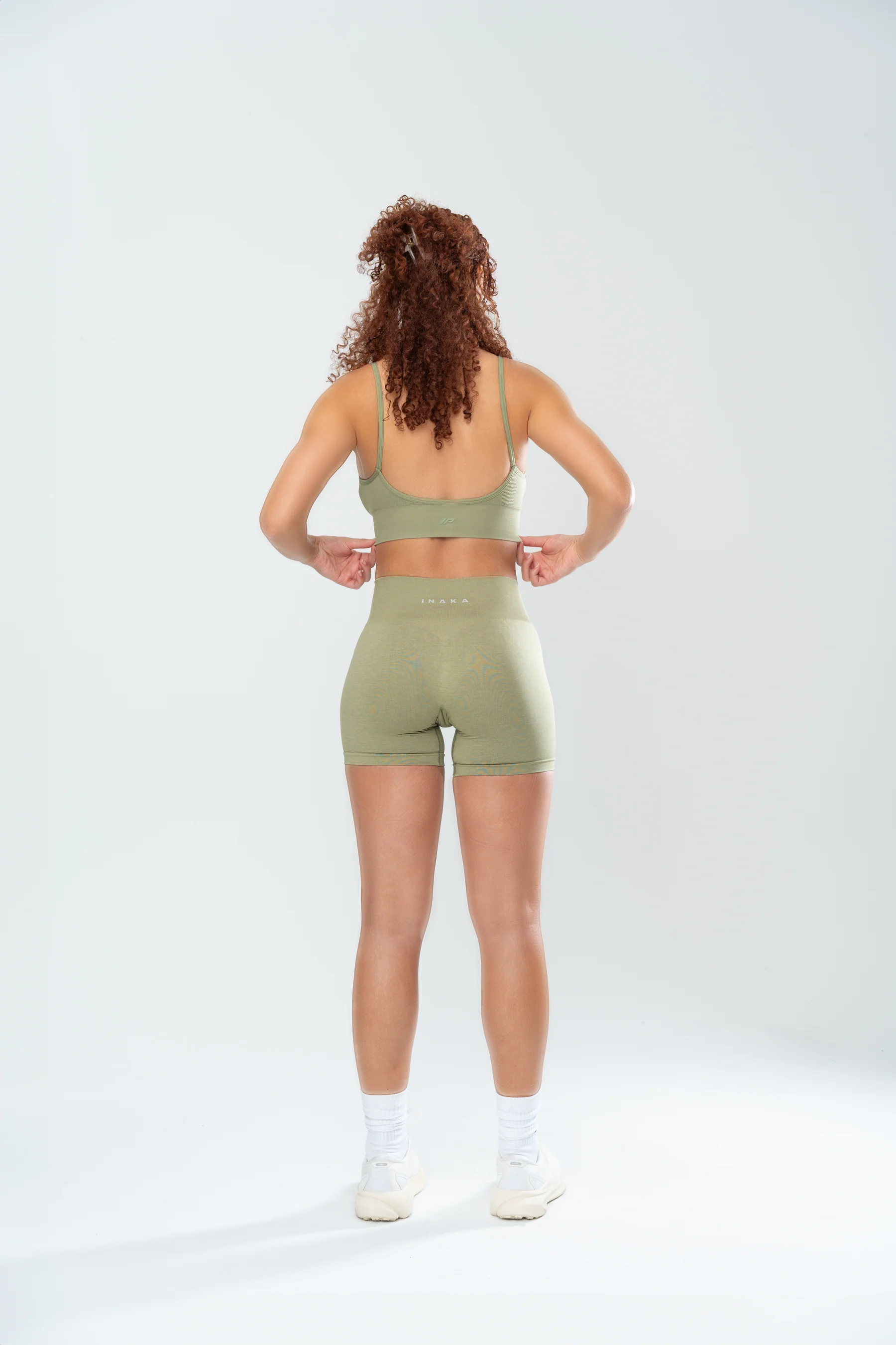 STELLA SEAMLESS BRA - OLIVE - Image 13