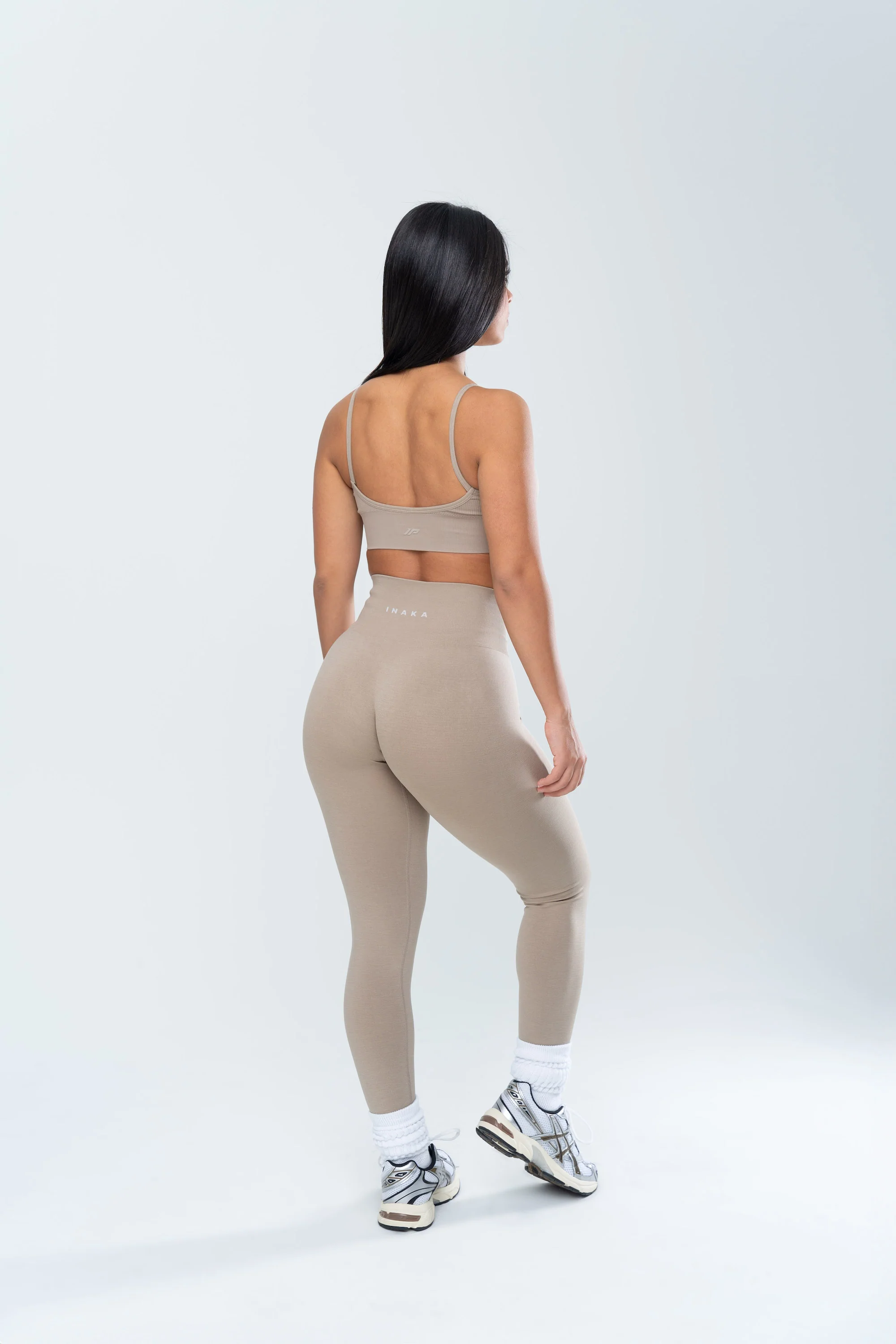 STELLA SEAMLESS BRA - DESERT - Image 7