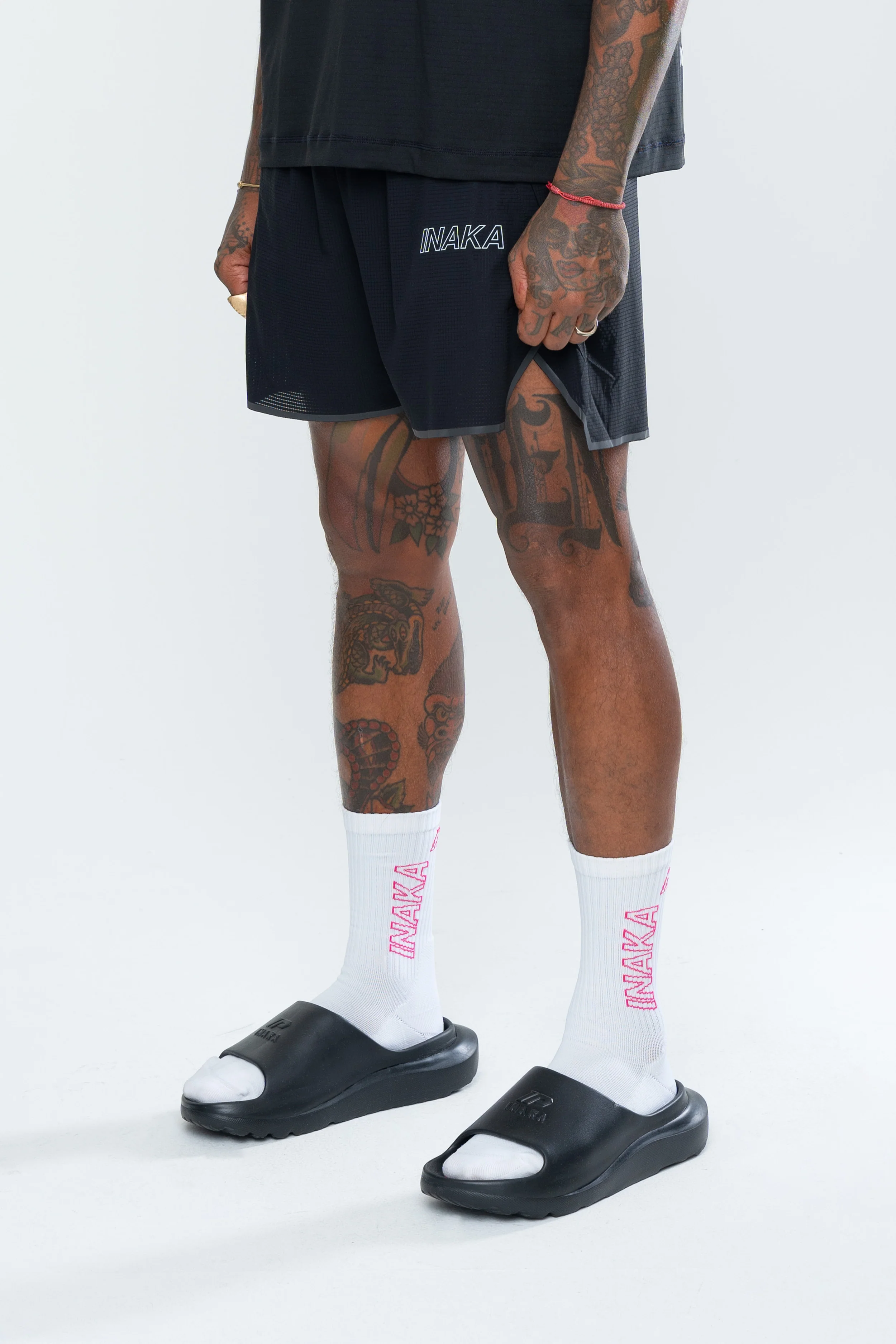 IRC TEAM AEROSTRIDE SHORT - BLACK - Image 2