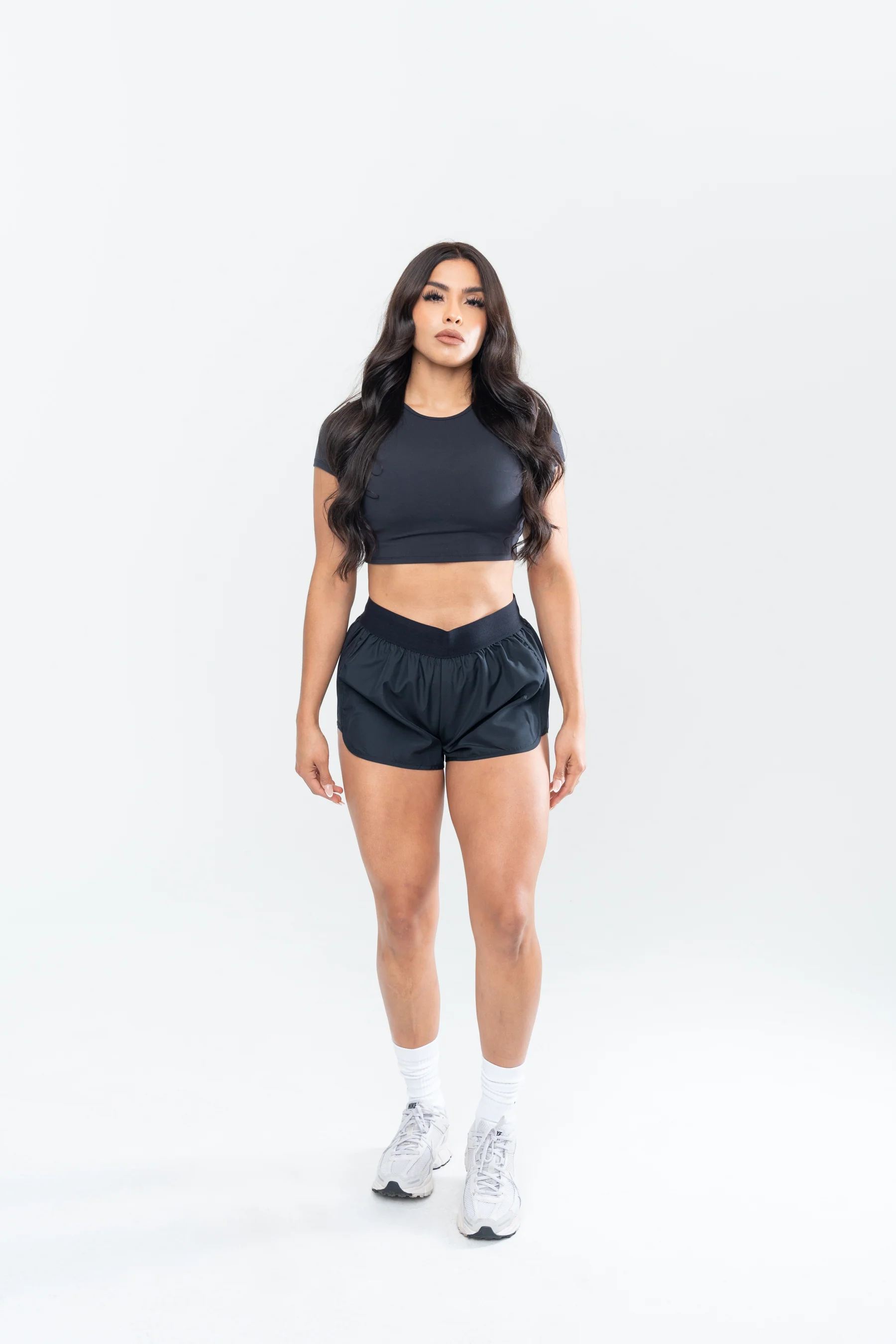 IVY CROPPED TEE - ONYX - Image 2