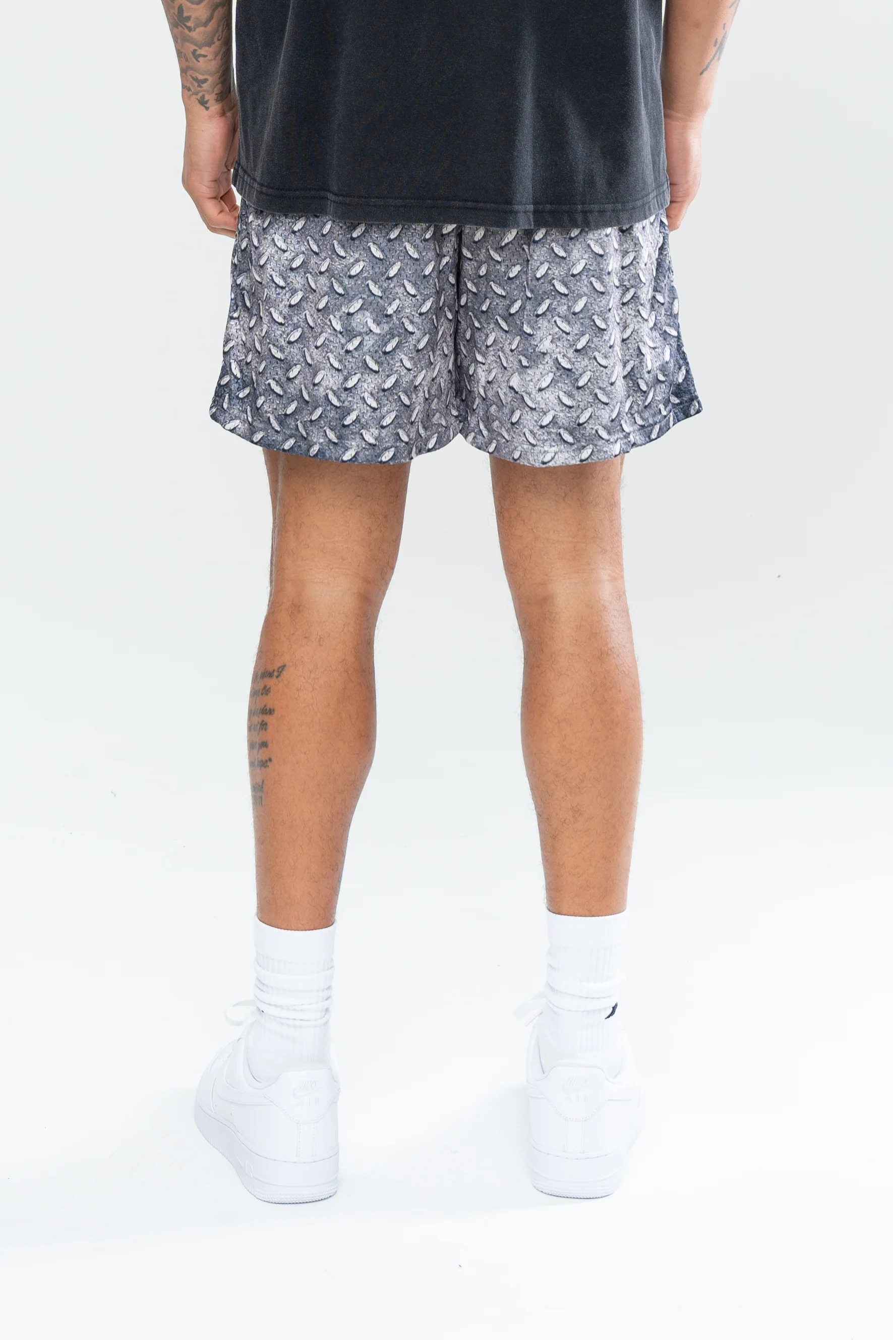 METAL MESH SHORTS - IRON - Image 5