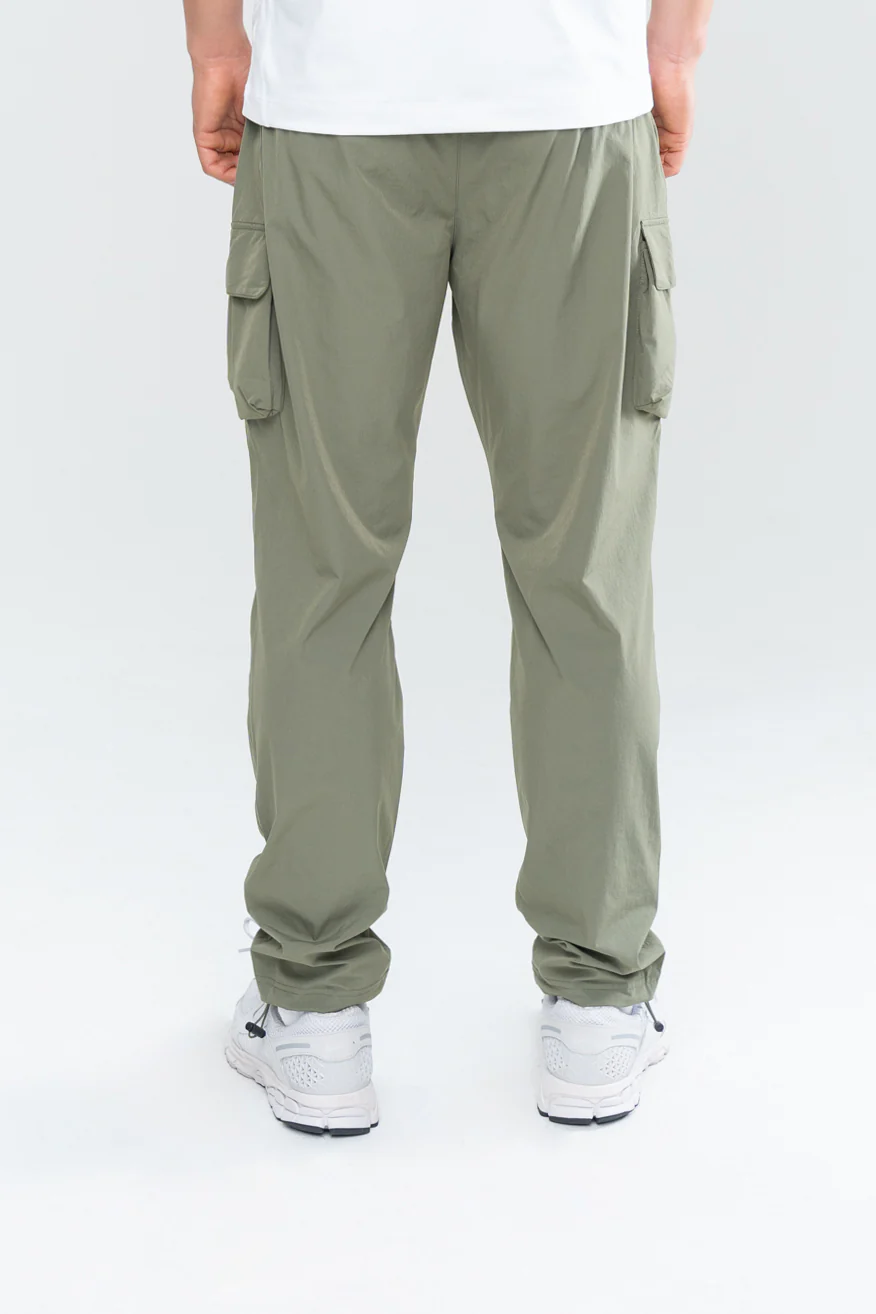 MEN'S PERFORMANCE TECH CARGO JOGGERS - OLIVE - Image 7