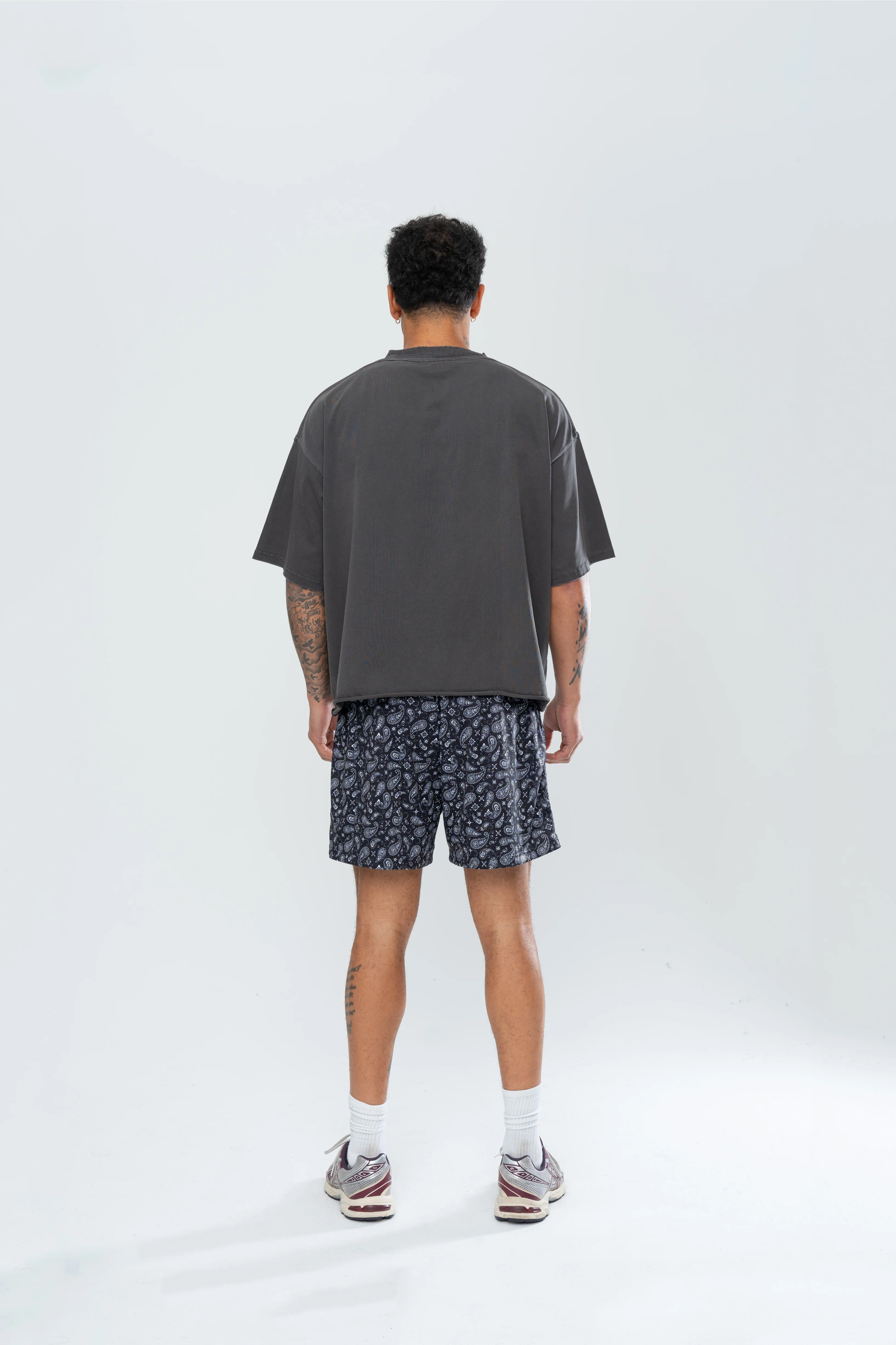 CLASSIC PAISLEY MESH SHORTS - BLACK - Image 10