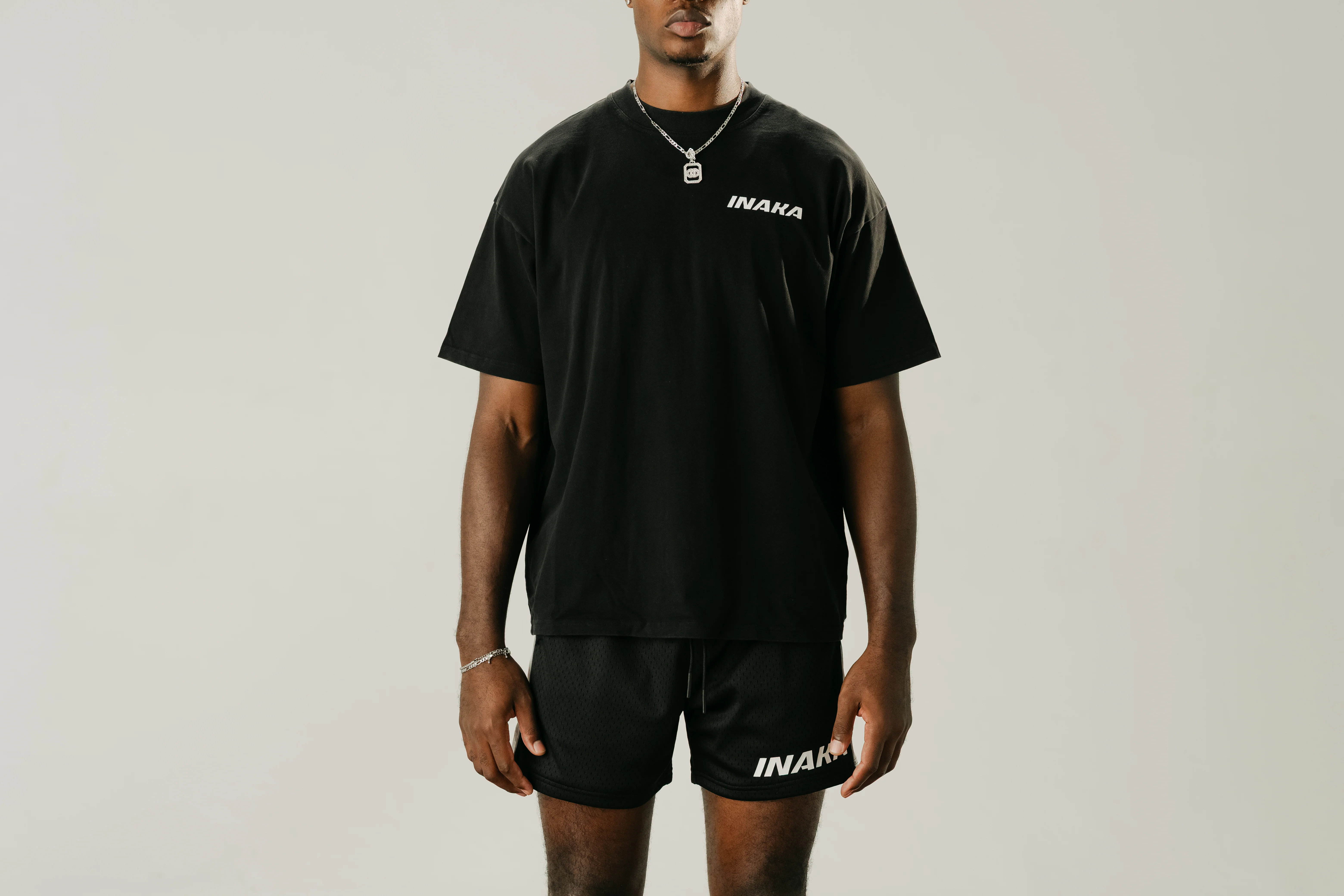 REVIVE TEE - BLACK - Image 4