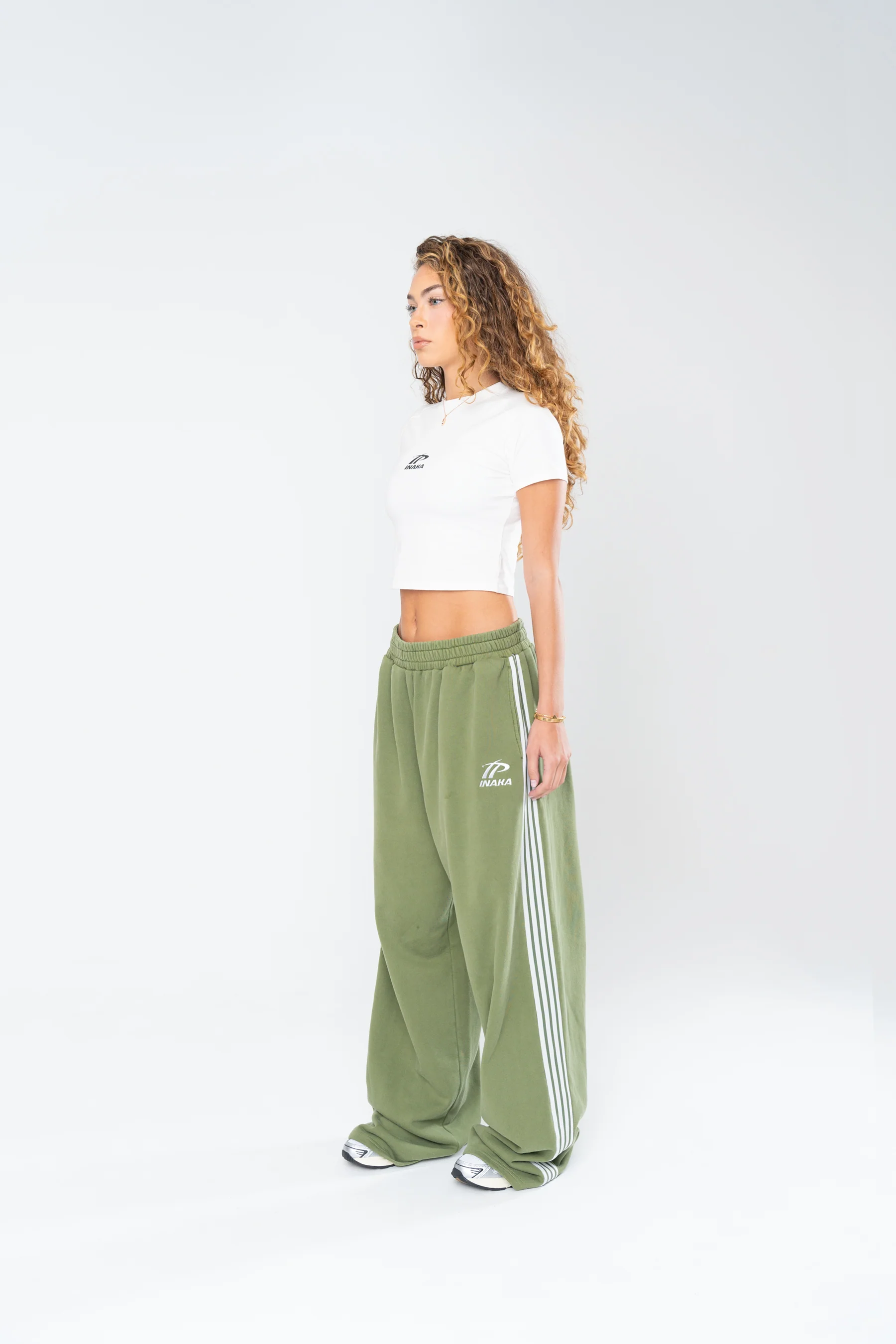 SPORTSWEAR BAGGY SWEATPANTS - OLIVE - Image 5