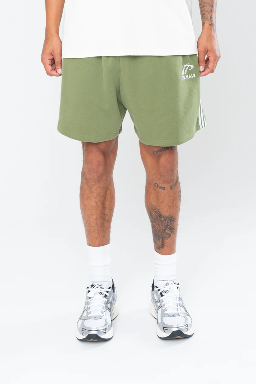 SPORTSWEAR SWEAT SHORTS - OLIVE - Image 4