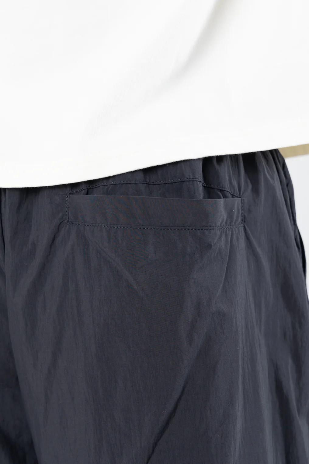 SPORTSWEAR NYLON SHORTS - BLACK - Image 8