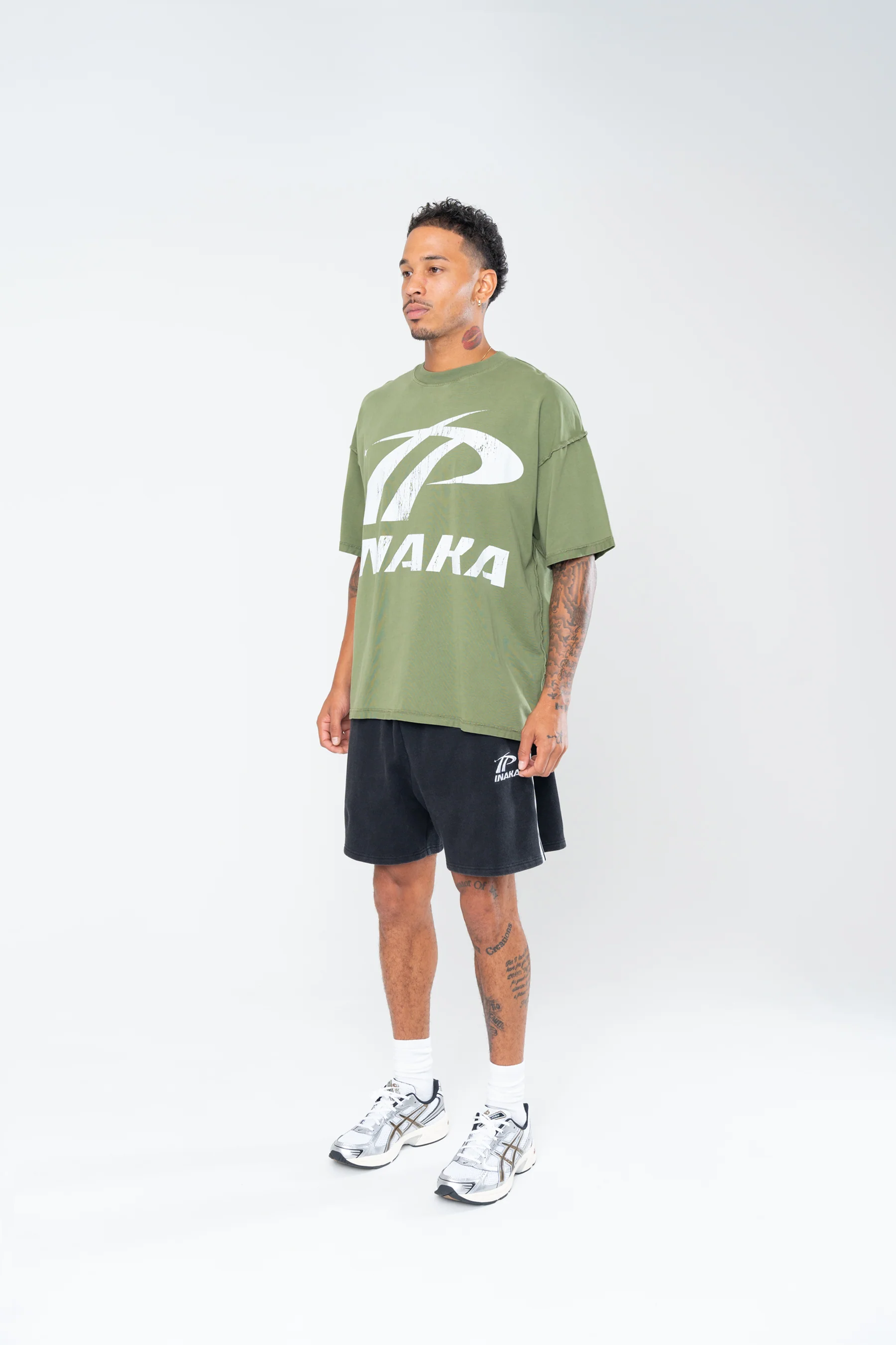 SPORTSWEAR REVERSE TEE - VINTAGE OLIVE - Image 4