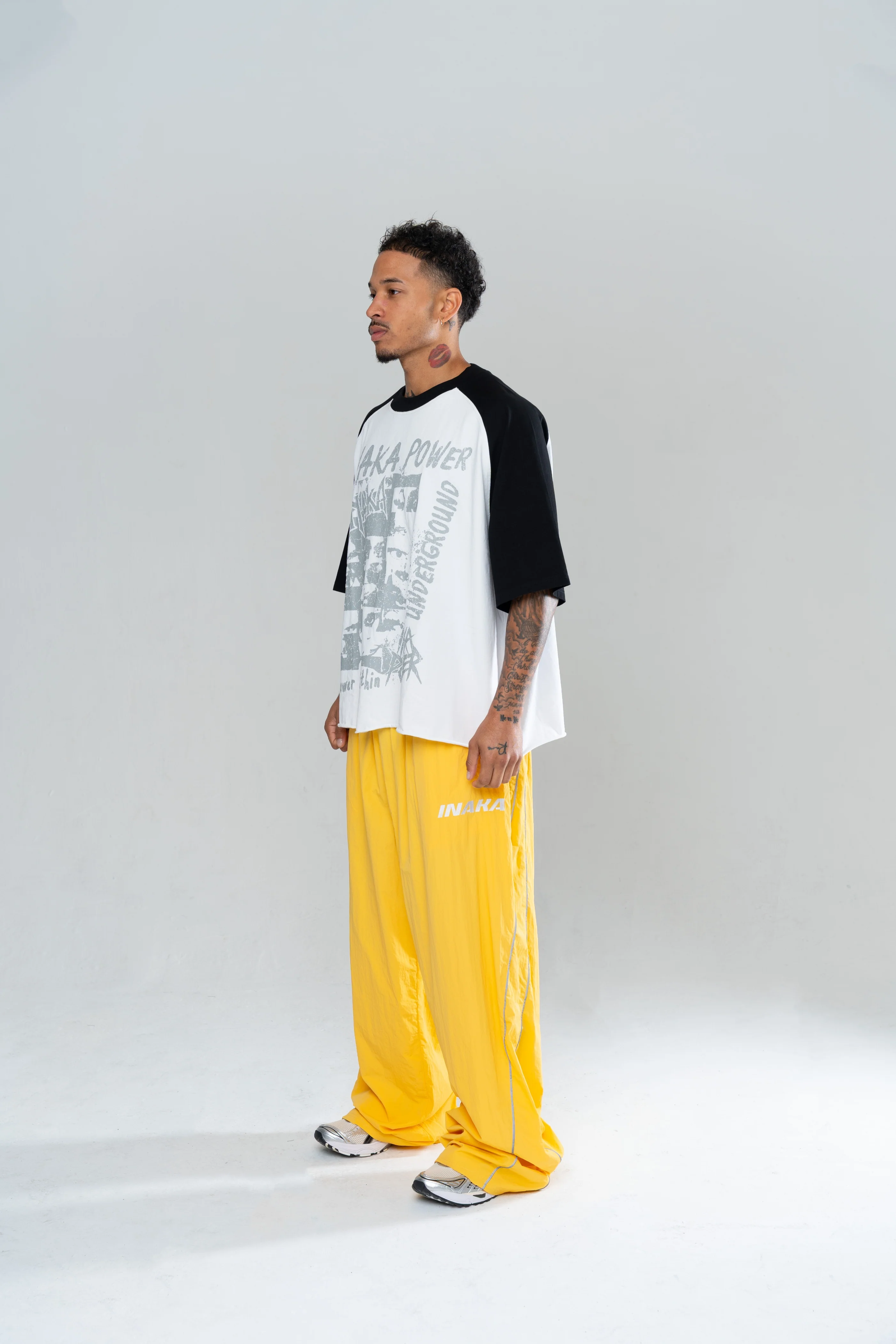 UNDERGROUND CROPPED TEE - WHITE/BLACK - Image 3