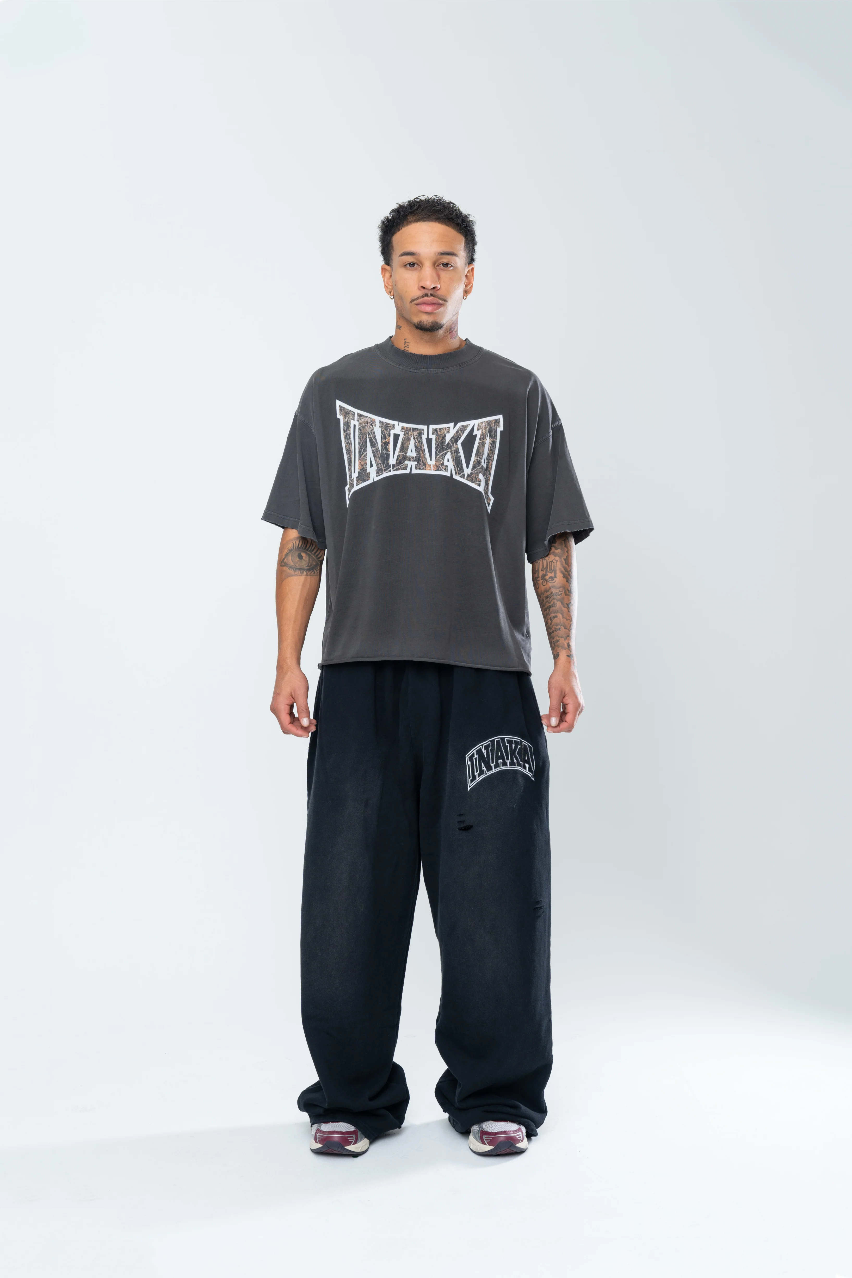 UNIVERSITY DISTRESSED BAGGY SWEATPANTS - Image 2