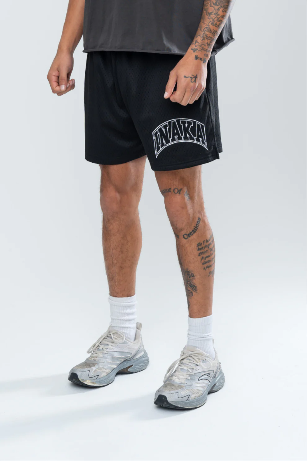 UNIVERSITY MESH SHORTS - BLACK - Image 2
