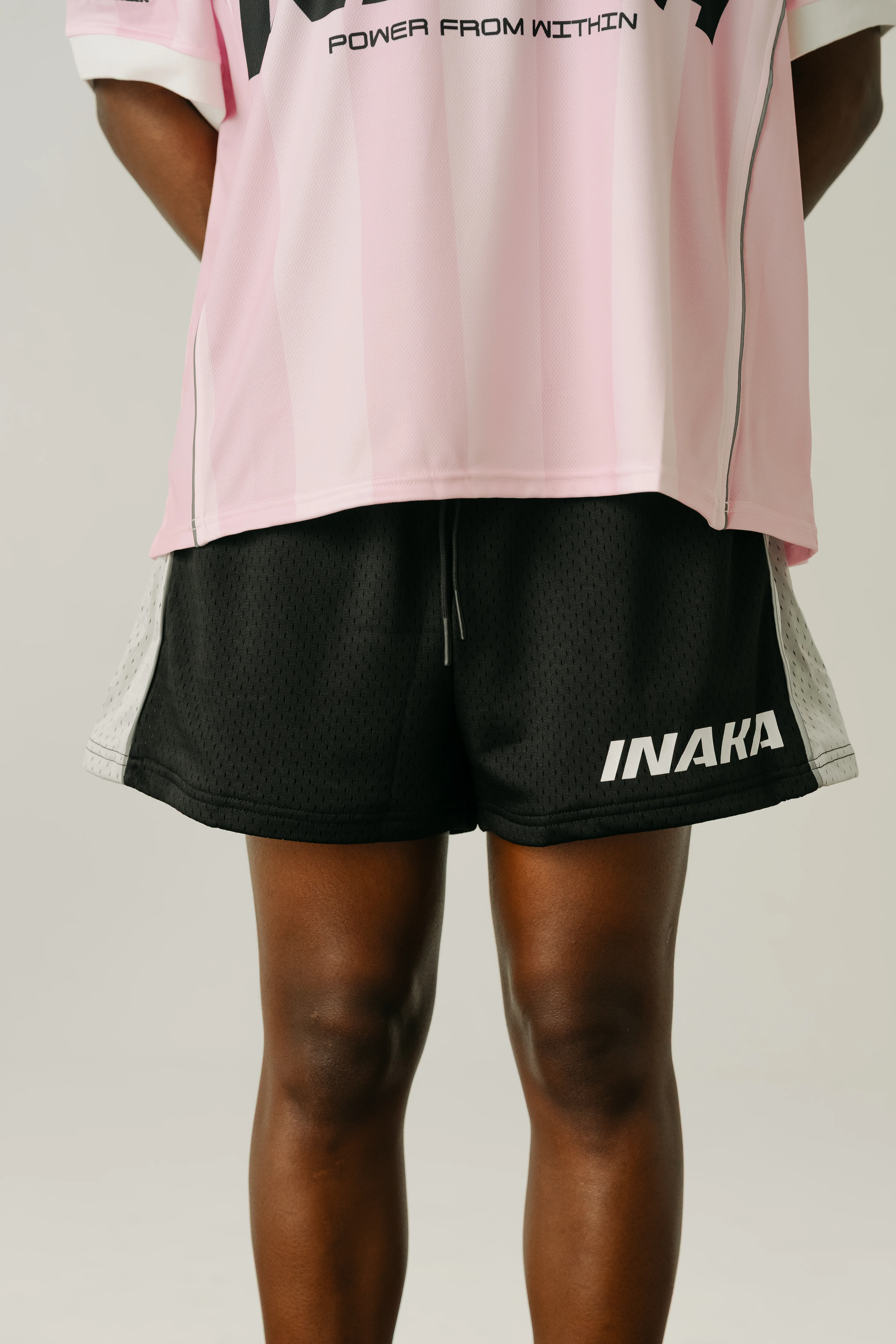 VARSITY MESH SHORTS - BLACK - Image 5