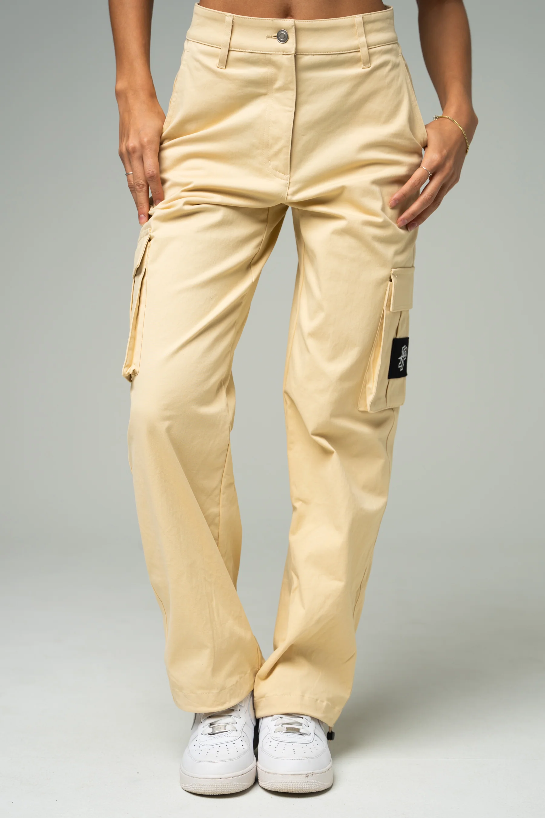 WOMEN'S CARGO PANTS - DESERT - Image 2