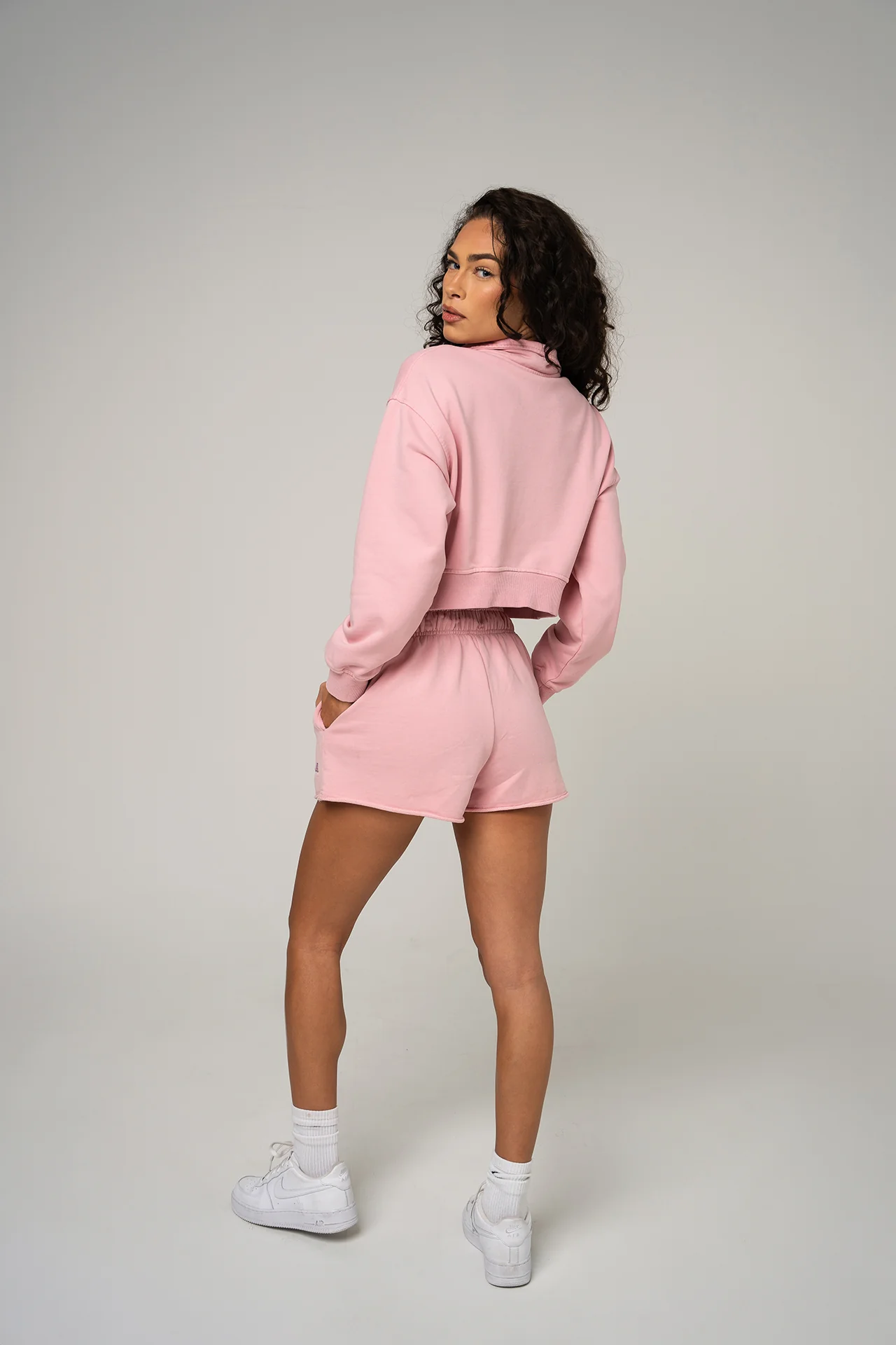 WOMEN'S FLEECE SHORTS - PINK - Image 3