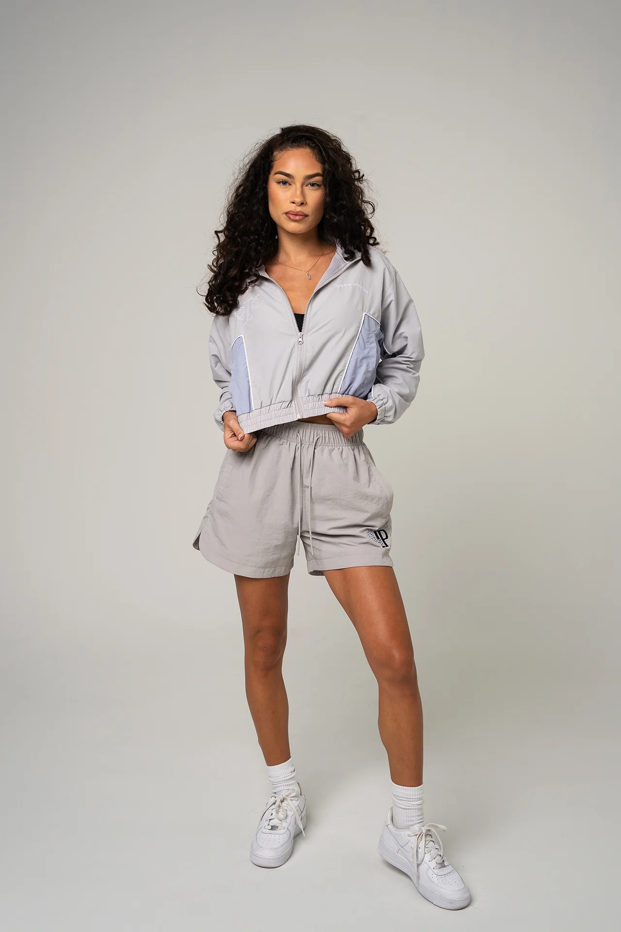 WOMEN'S RUNNING WINDBREAKER - LIGHT BLUE - Image 2